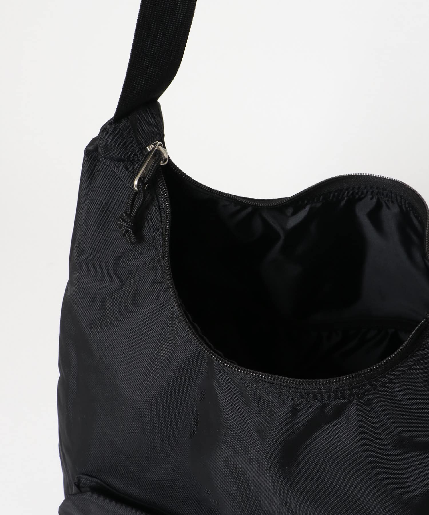 DRIFTER　ショルダーバッグ BLACK one