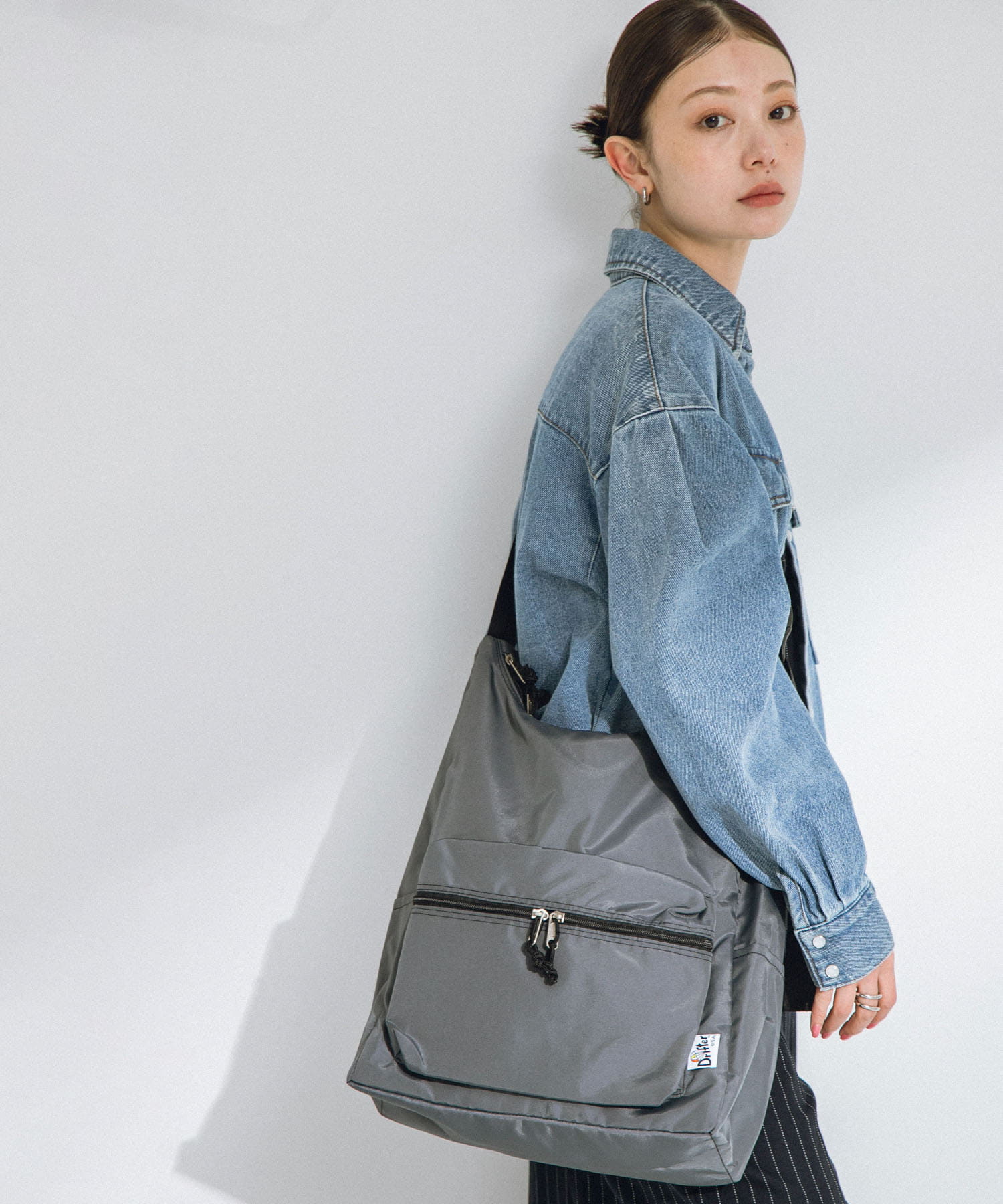 DRIFTER　ショルダーバッグ GRAY one