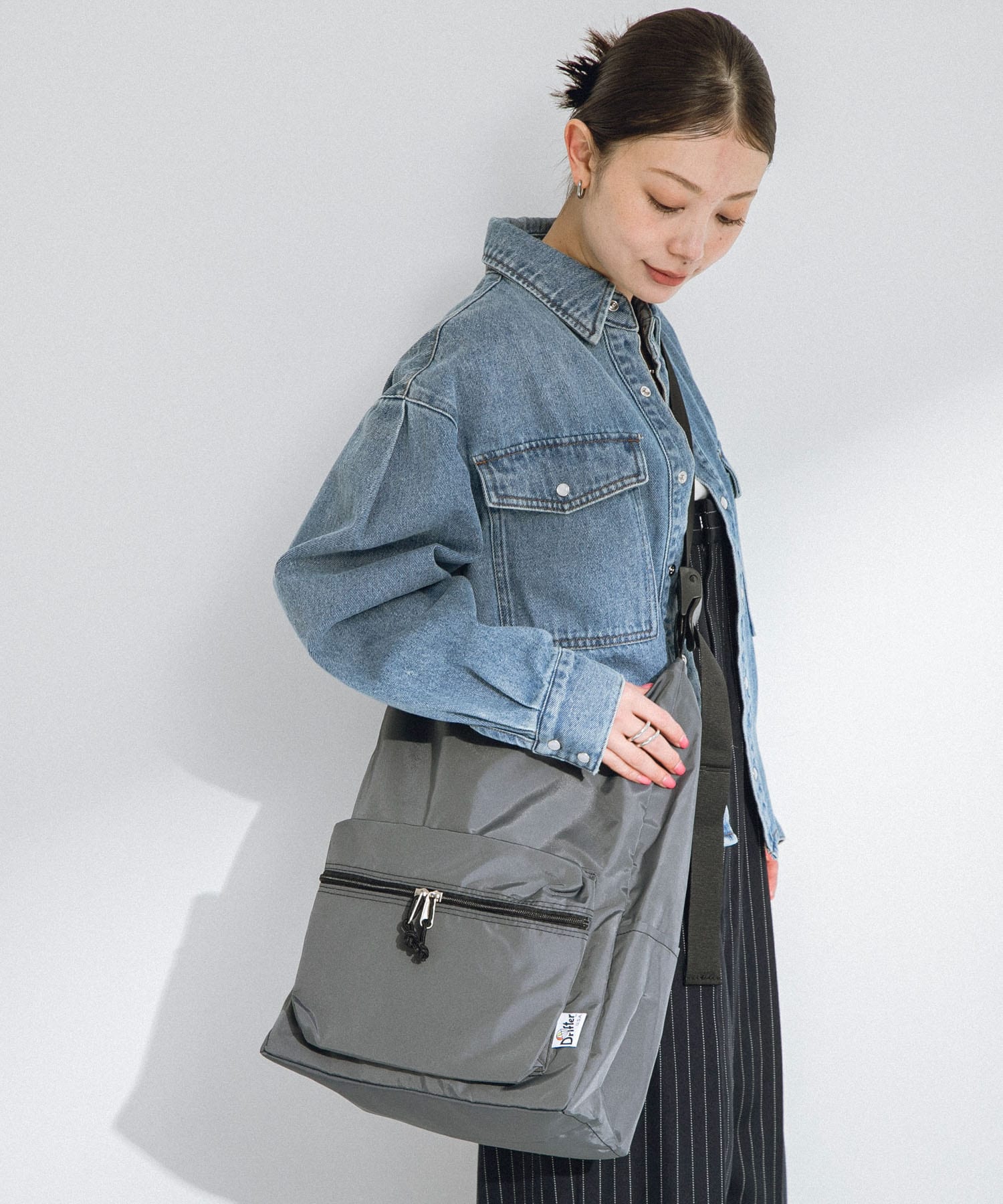 DRIFTER　ショルダーバッグ GRAY one