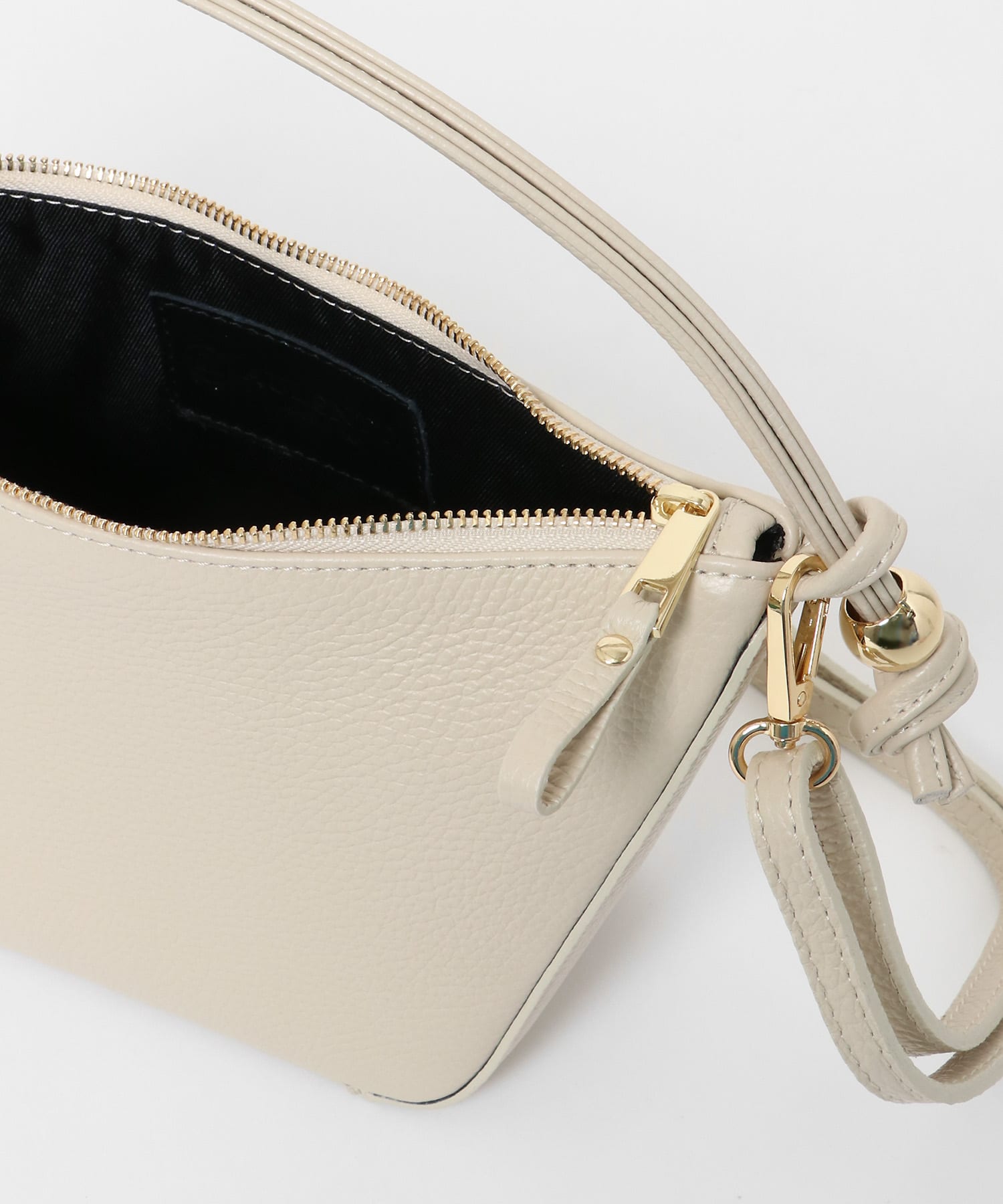 AULENTTI　2WAYショルダーバッグ OFF one