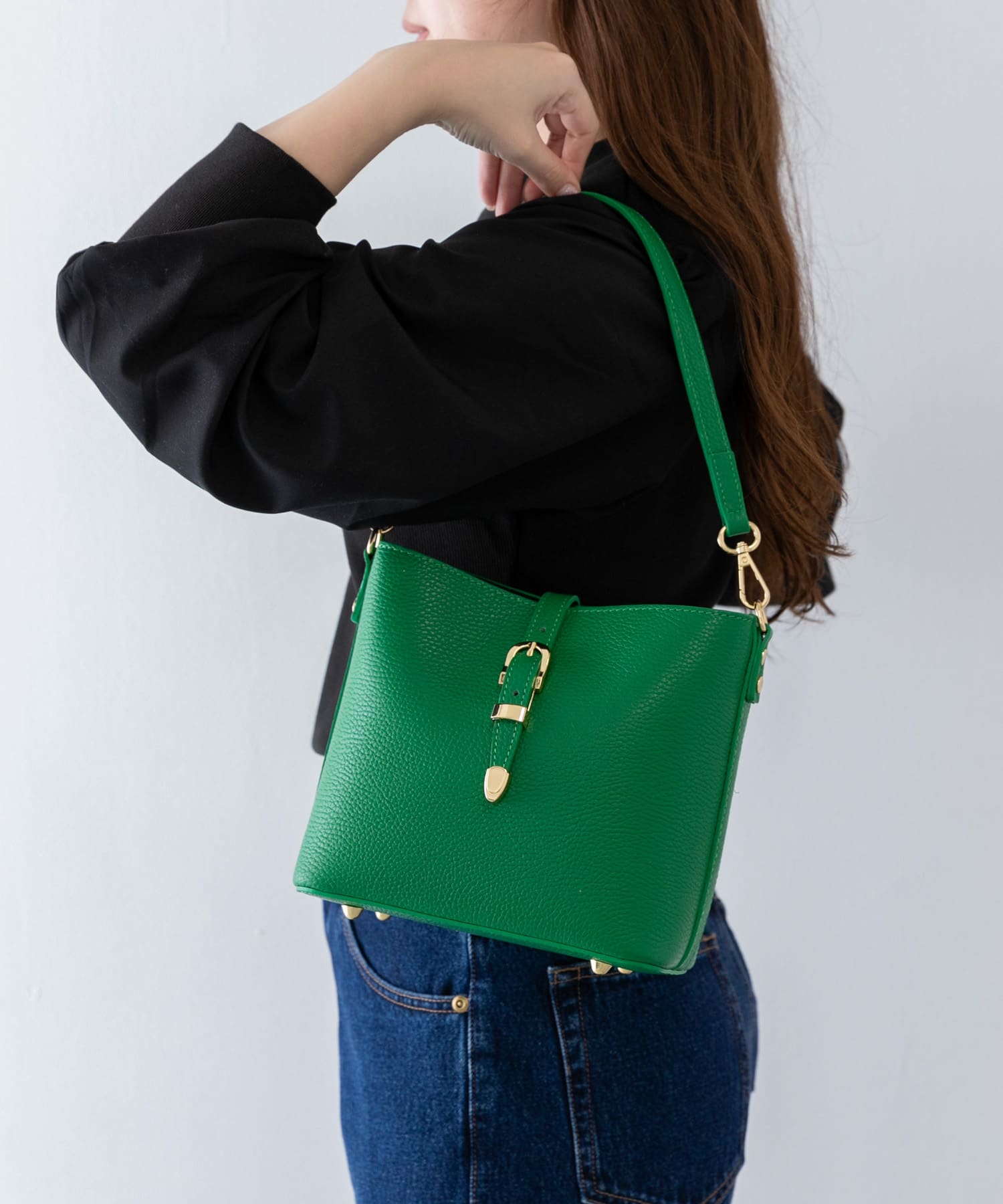 GREEN