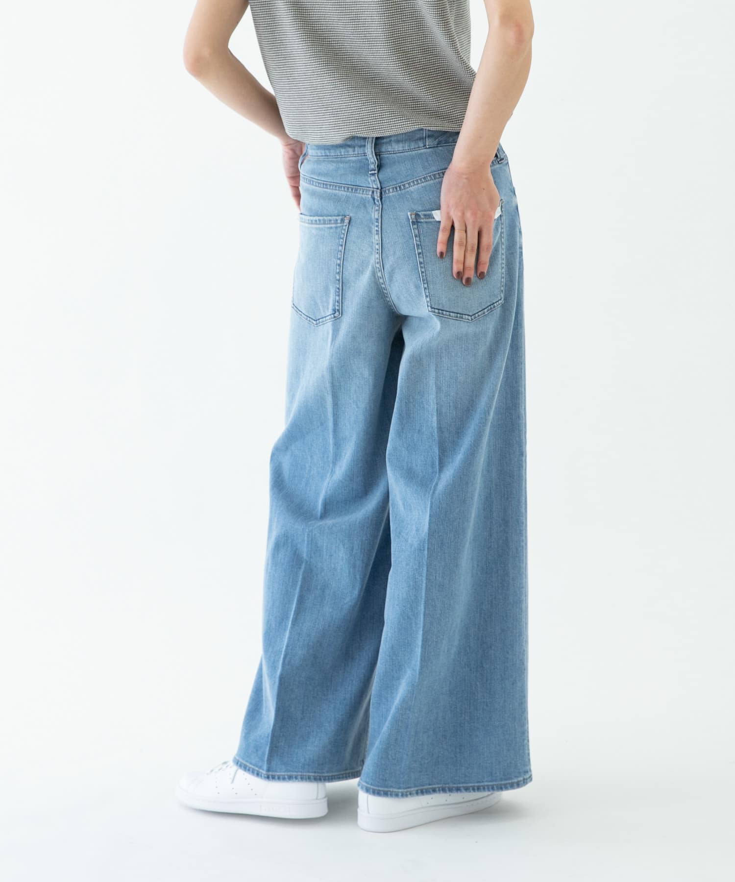 身長：167cm サイズ：24