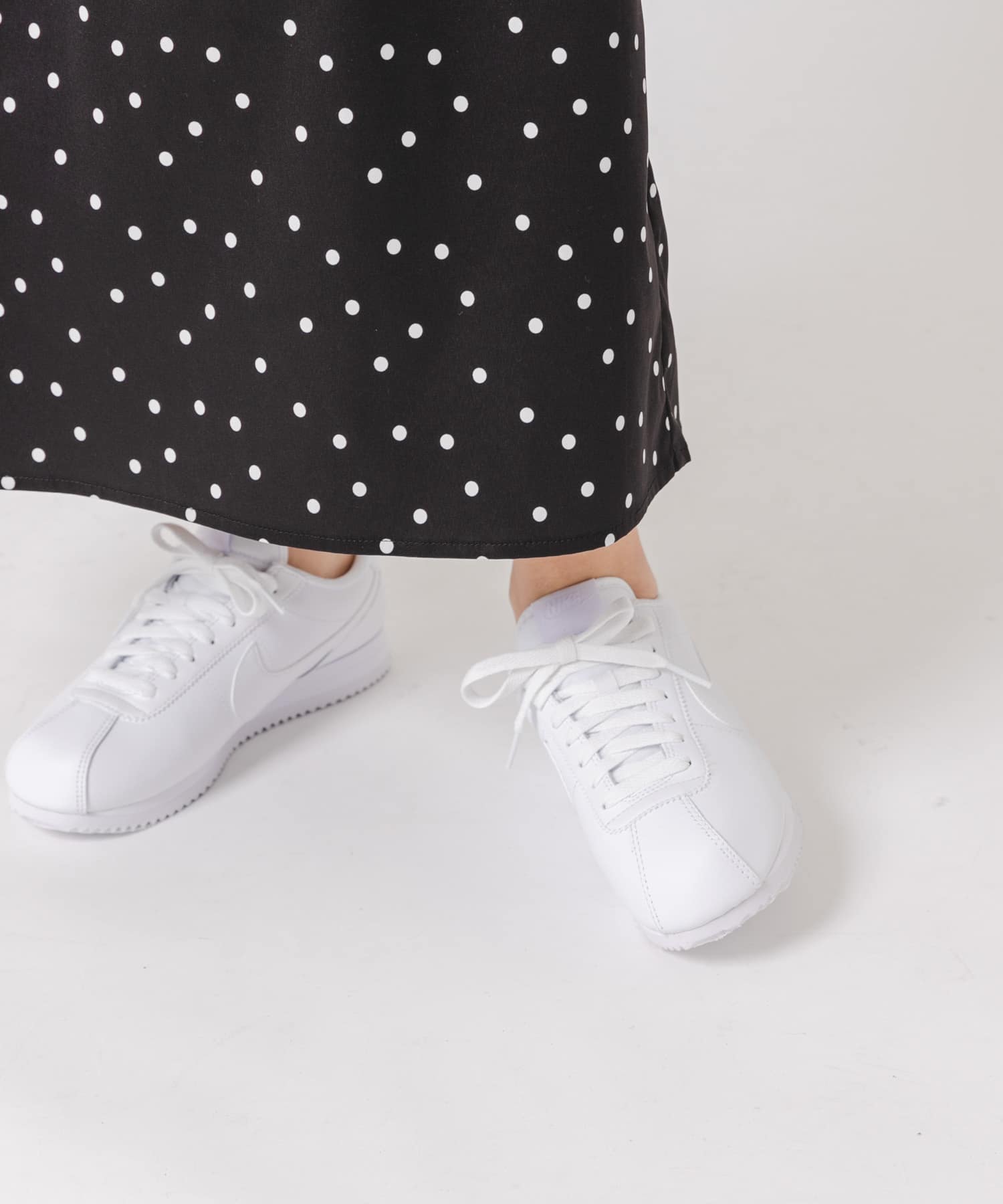 NIKE　ウィメンズコルテッツ WHITE 23