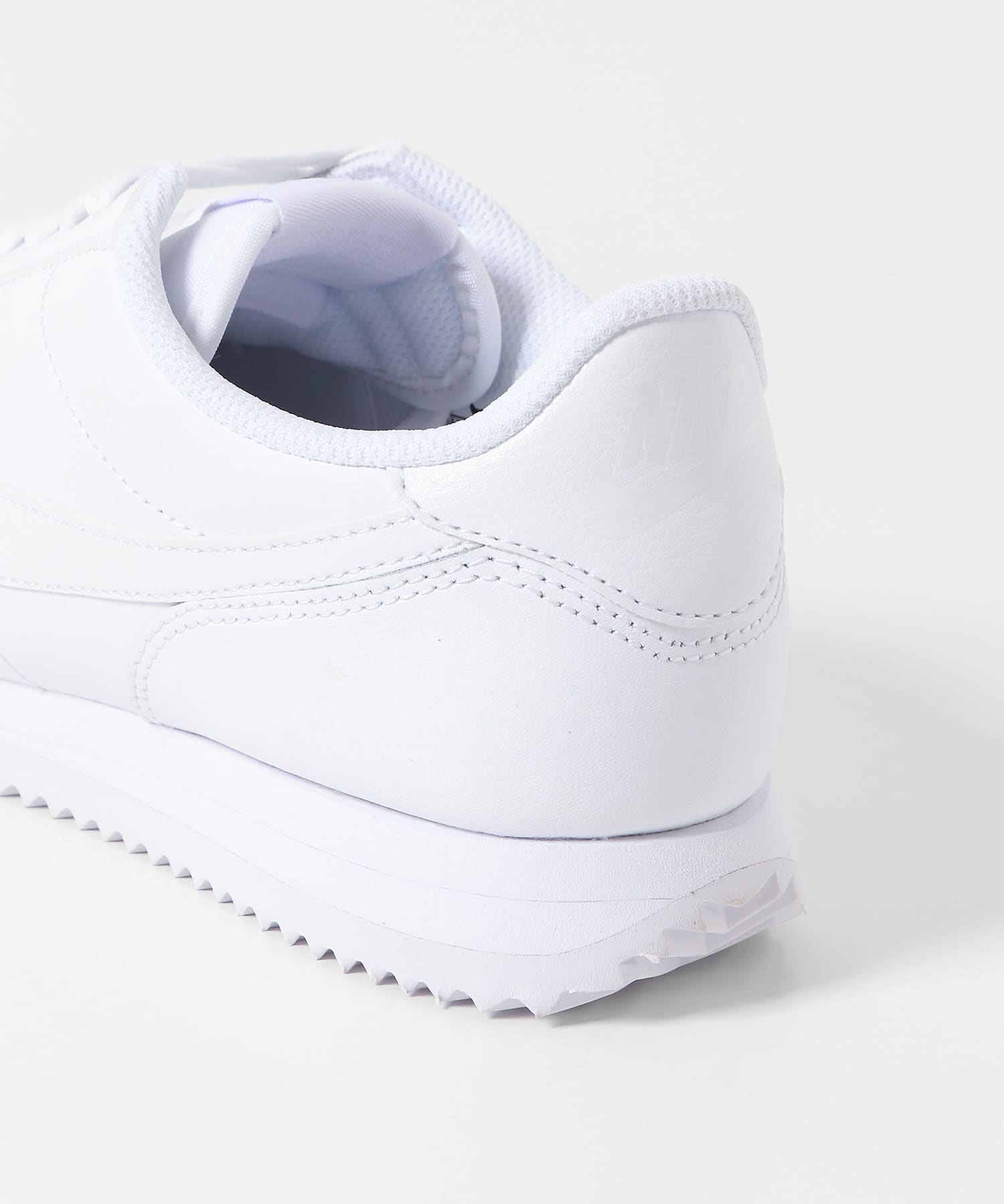 NIKE　ウィメンズコルテッツ WHITE 23