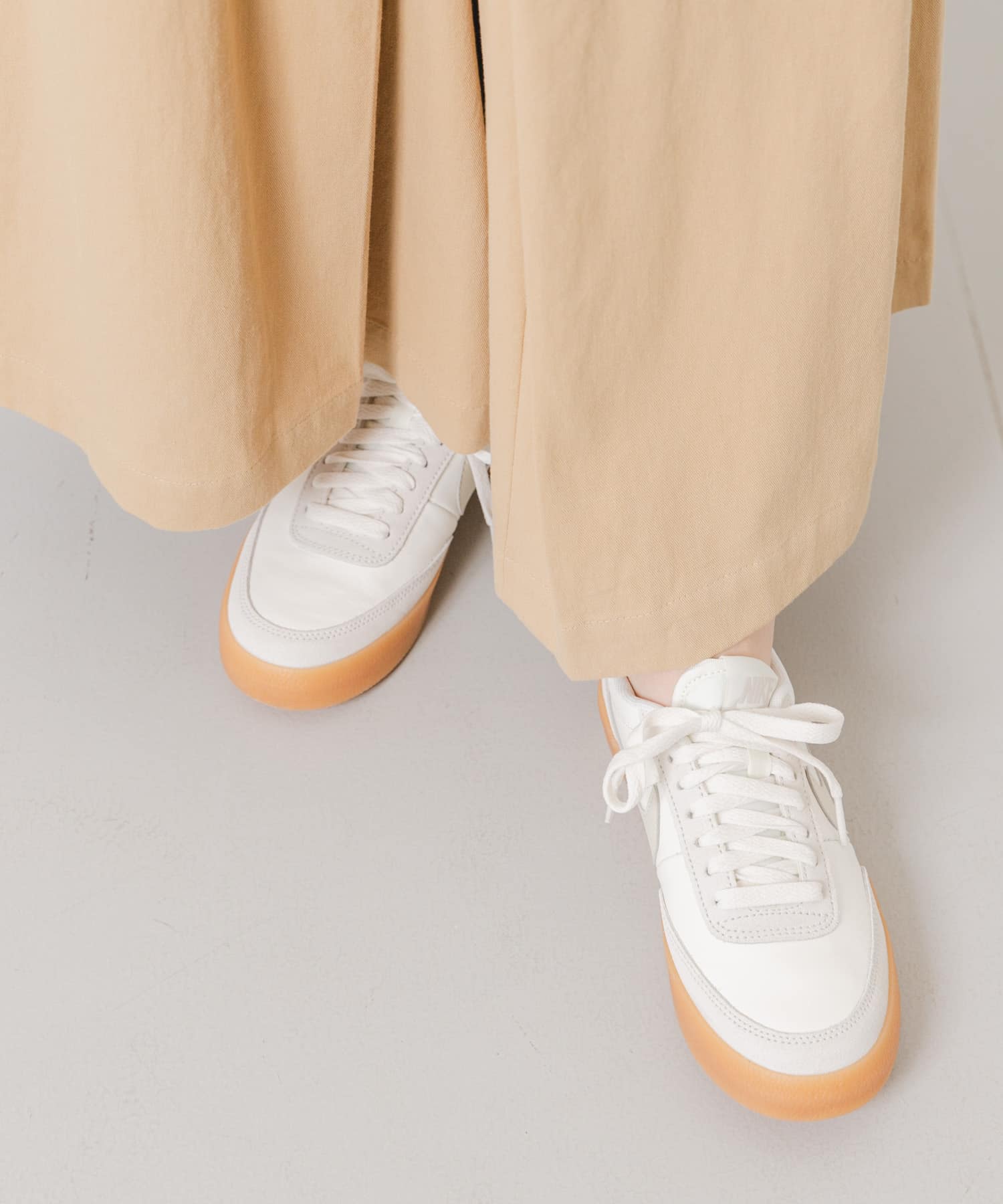 NIKE　ウィメンズキルショット2 SAIL 23