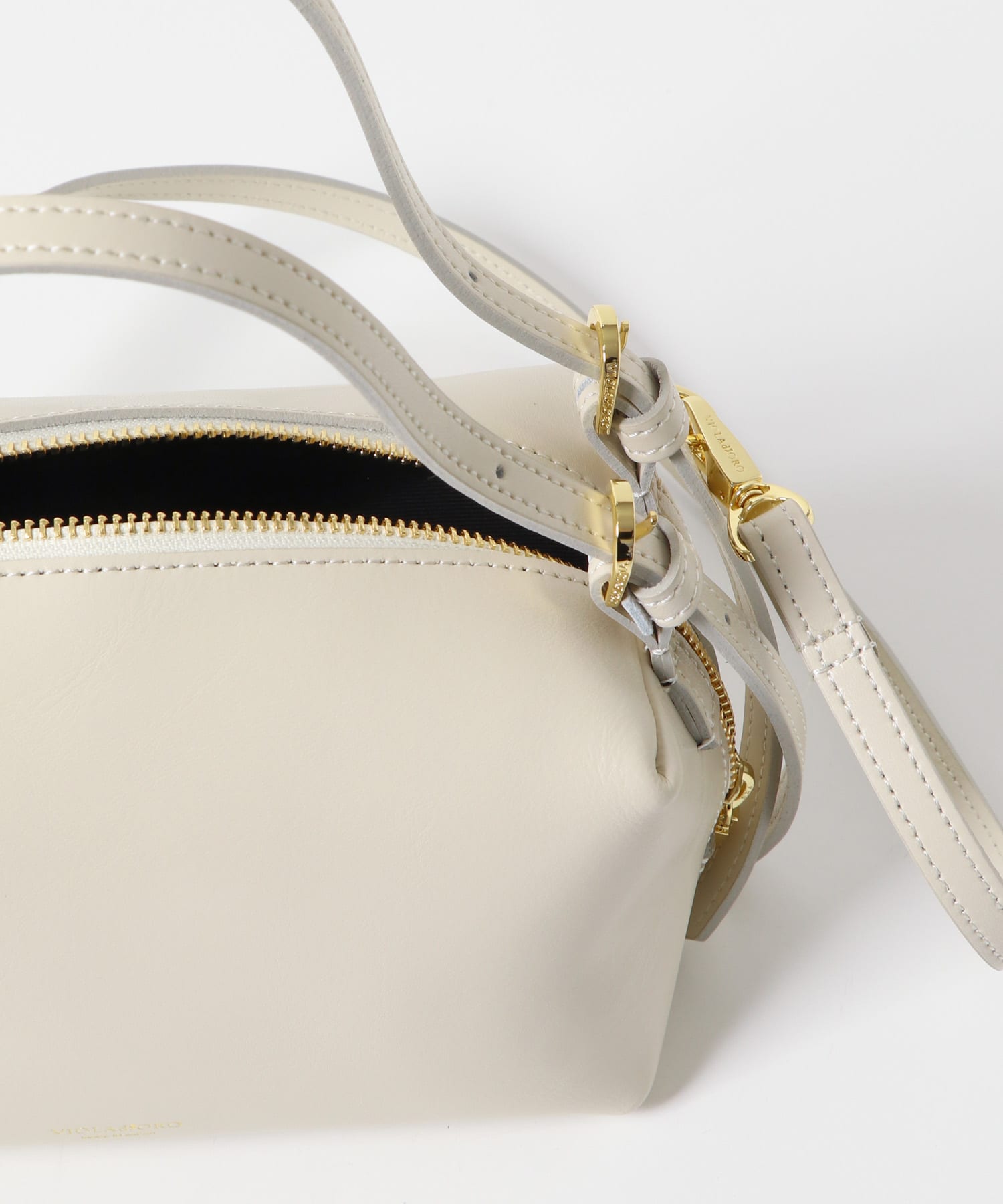 VIOLAd’ORO　VOGUE V-1566 off one