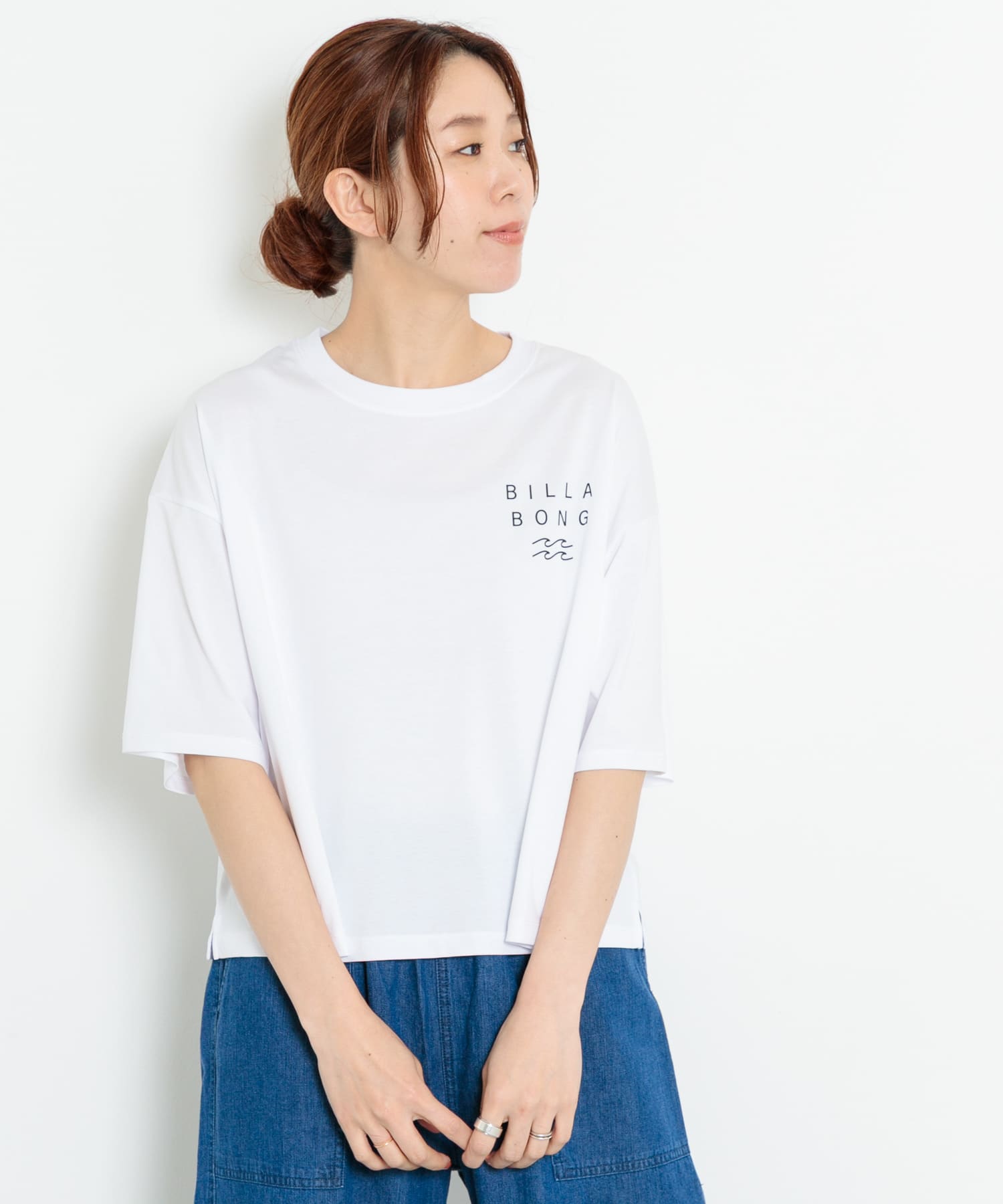 BILLABONG　クリーンロゴワイドクロップドTシャツ