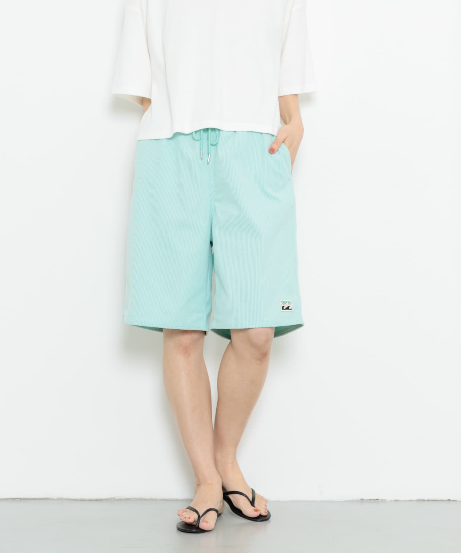 BILLABONG　CORDUROY SHORTS