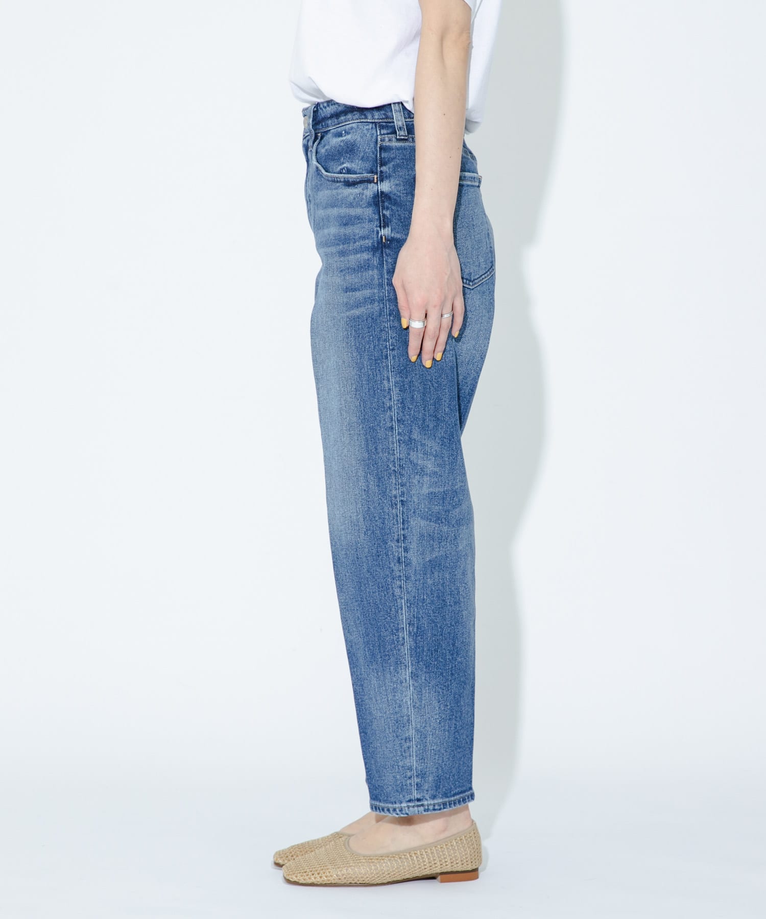 身長：167cm サイズ：24