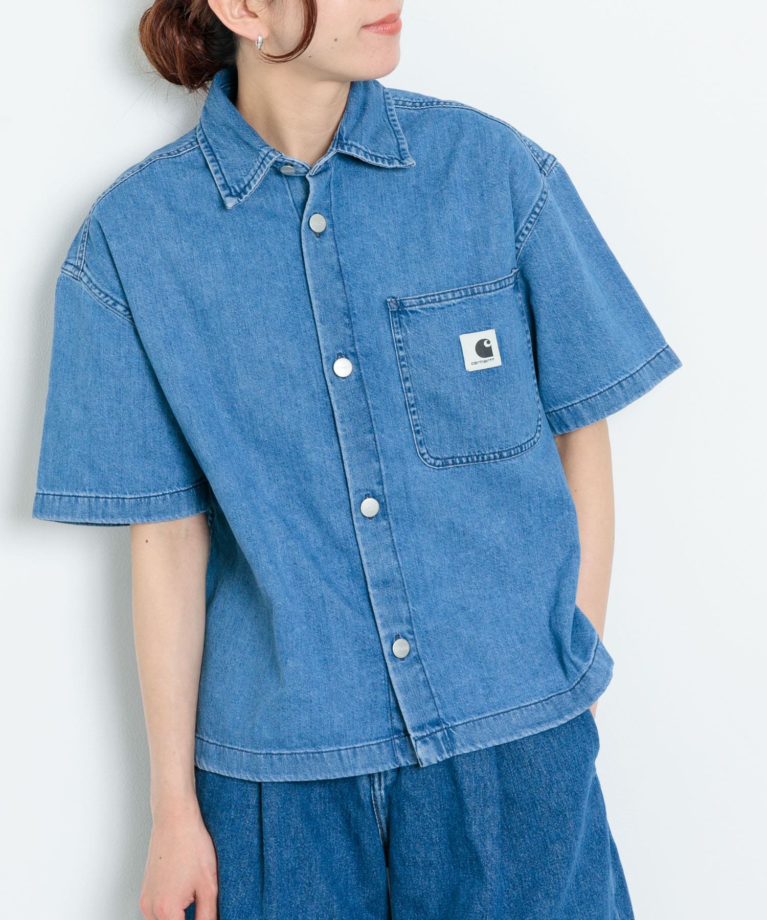 carhartt　W SHORT-SLEEVE LOVILIA SHIRTS