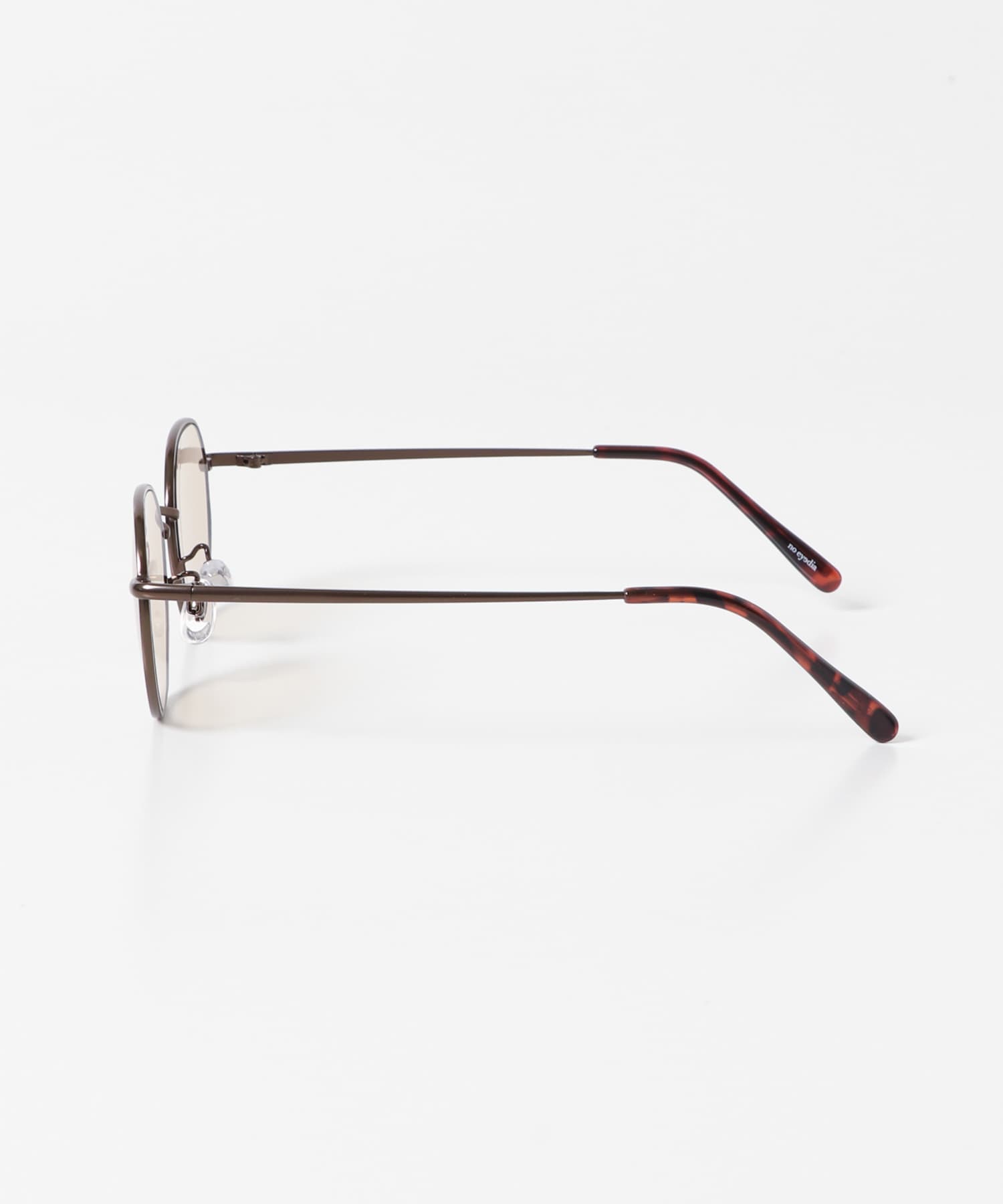 ライトブラウン