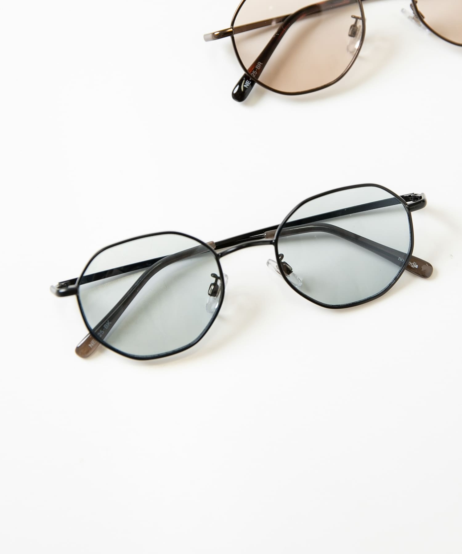 noeyedia　NE-425