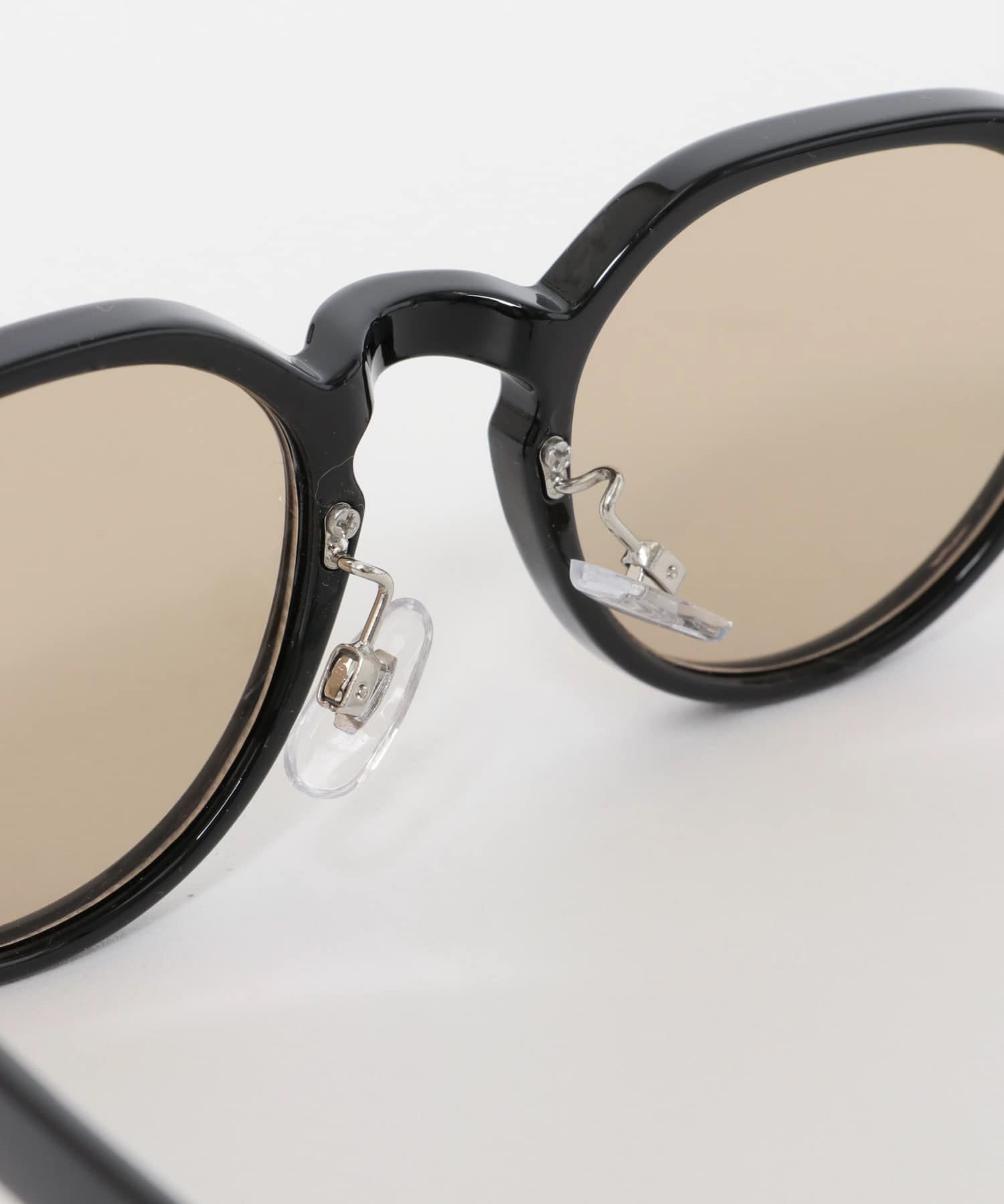 ミドルブラウン