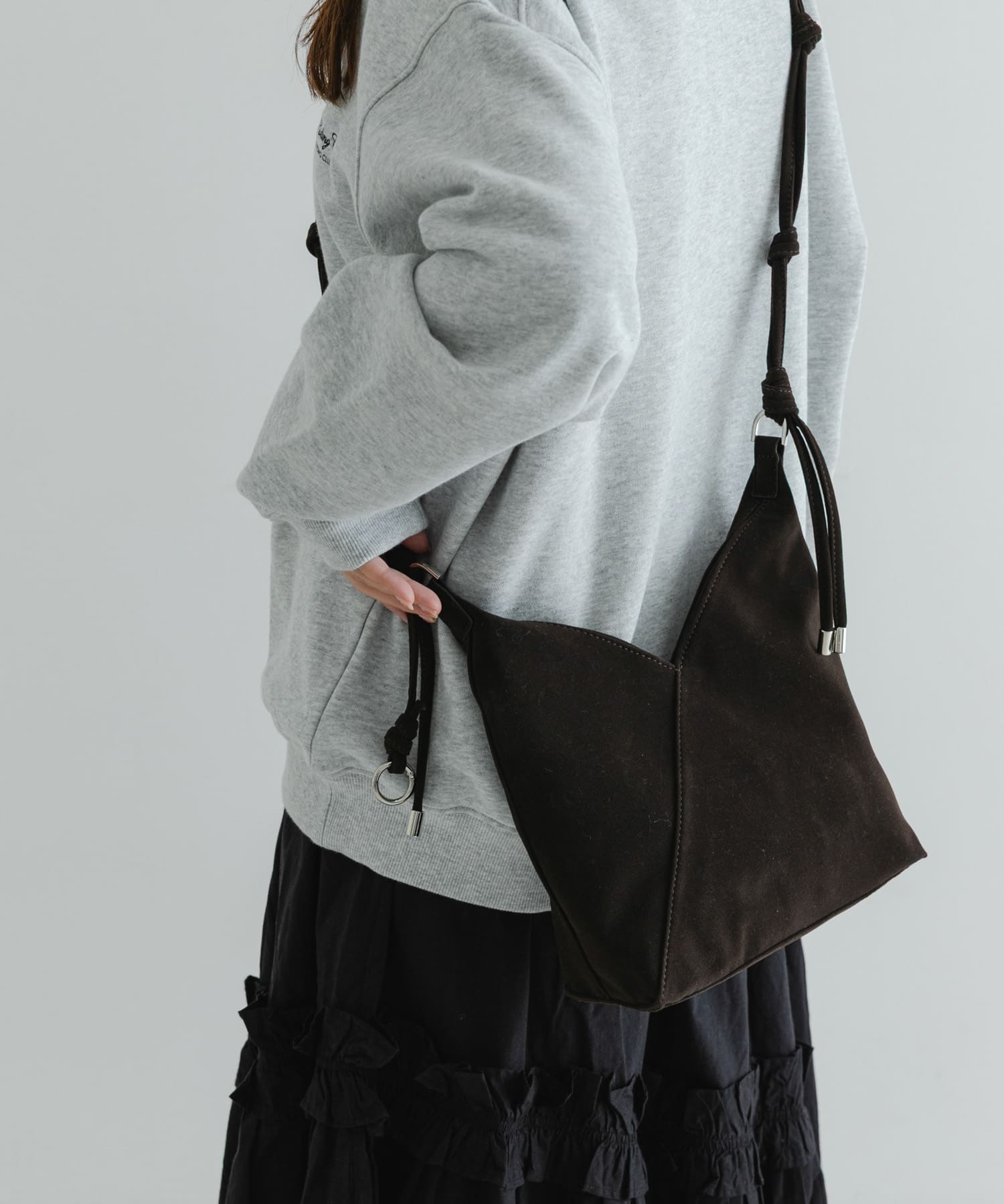 LE VERNIS　Knot mini shoulder ダークブラウン one