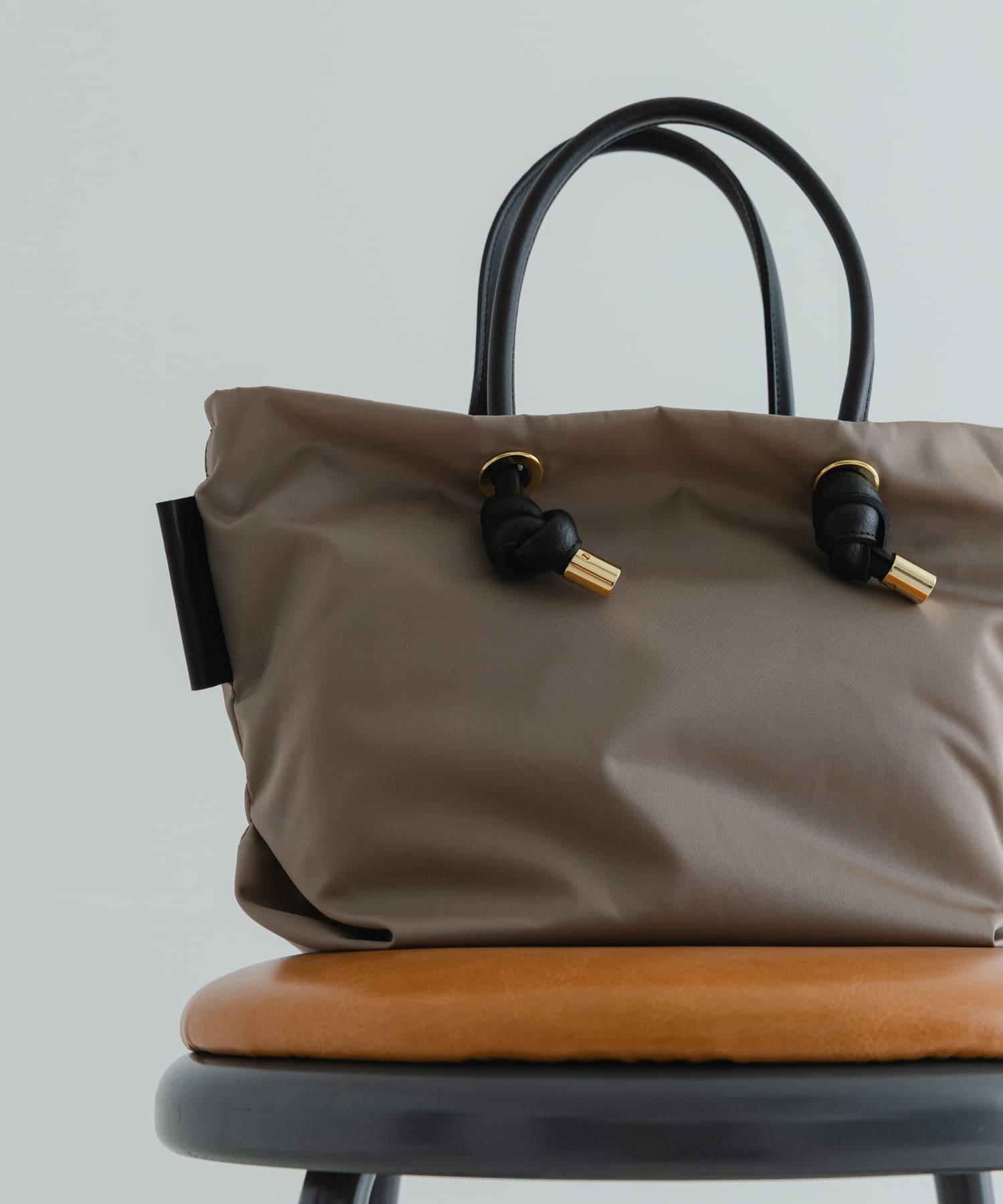 VIOLAd’ORO　BIANCA V-2174 taupe×bk one