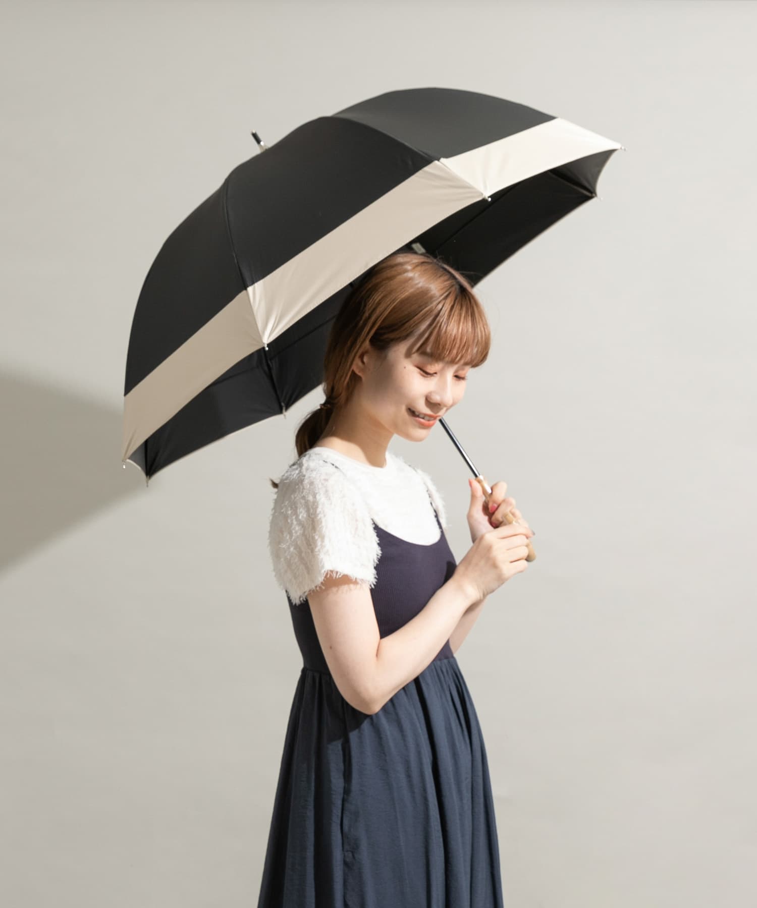 because　晴雨兼用バンブーハンドルバイカラー BLK FREE