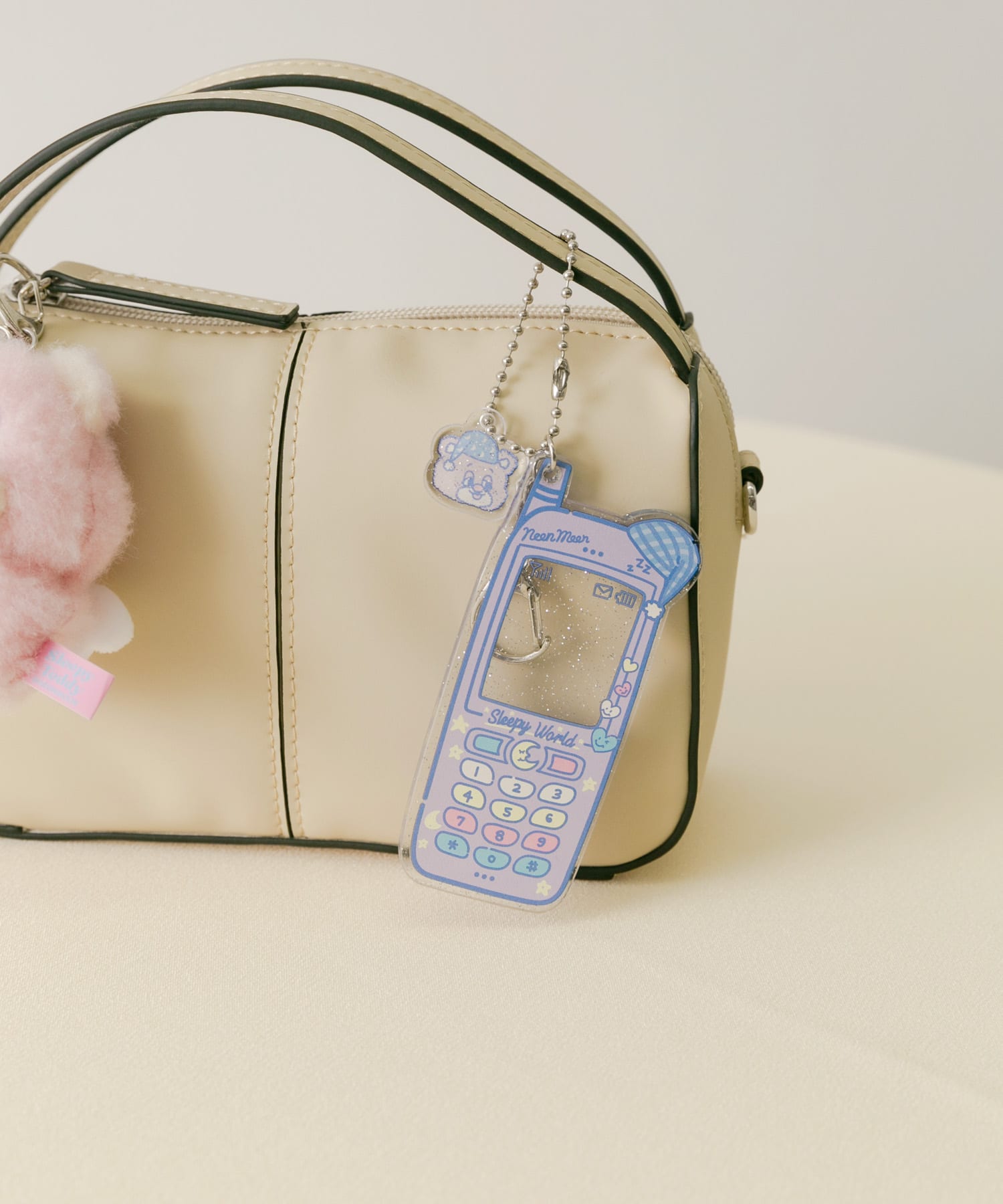 『WEB/一部店舗限定』NEONMOON　Phone KEY HOLDER BLU -