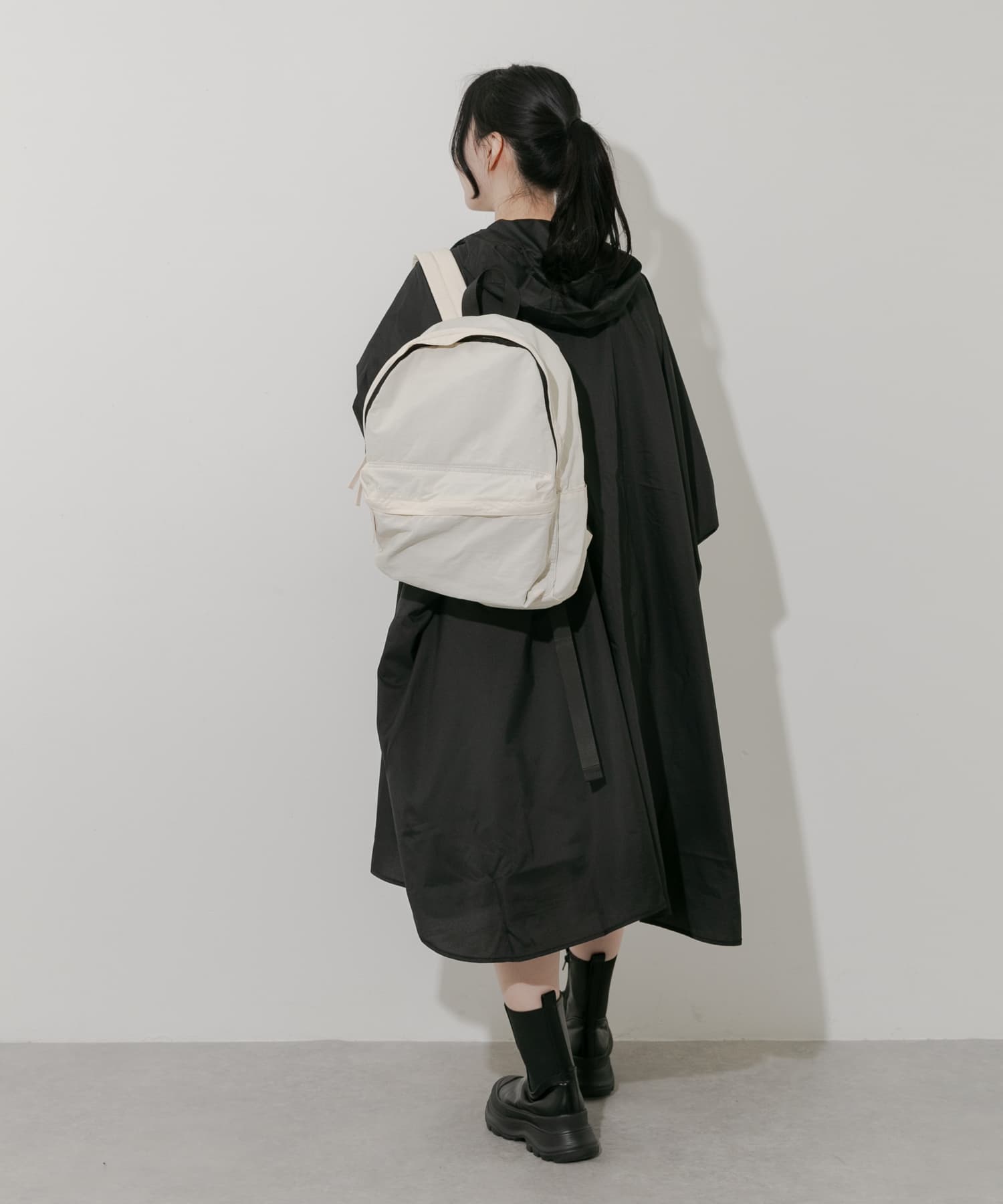 w.p.c　ユニセックス ウォーターリペレントポンチョ BLK one