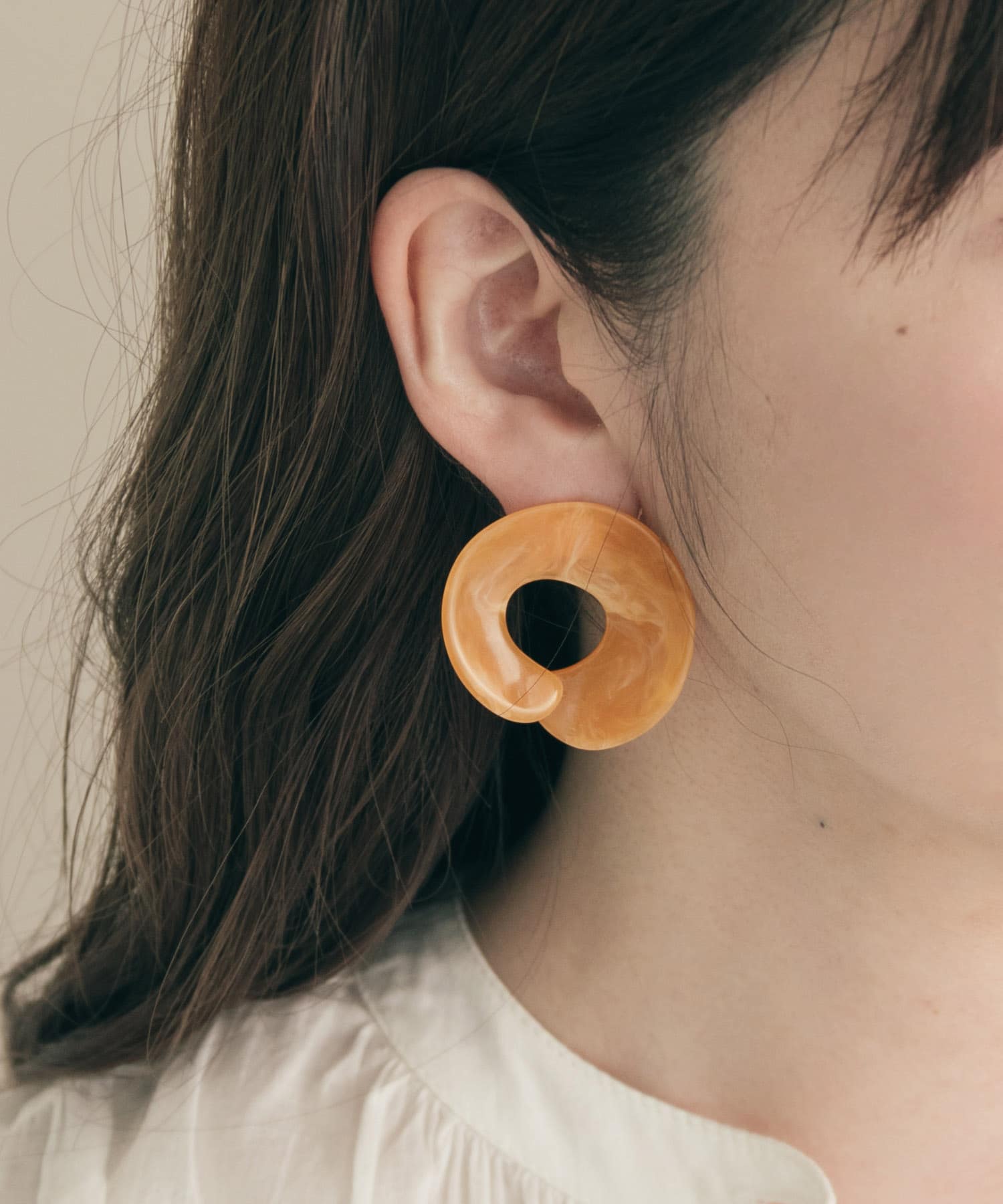 ラセンマーブルピアス∴