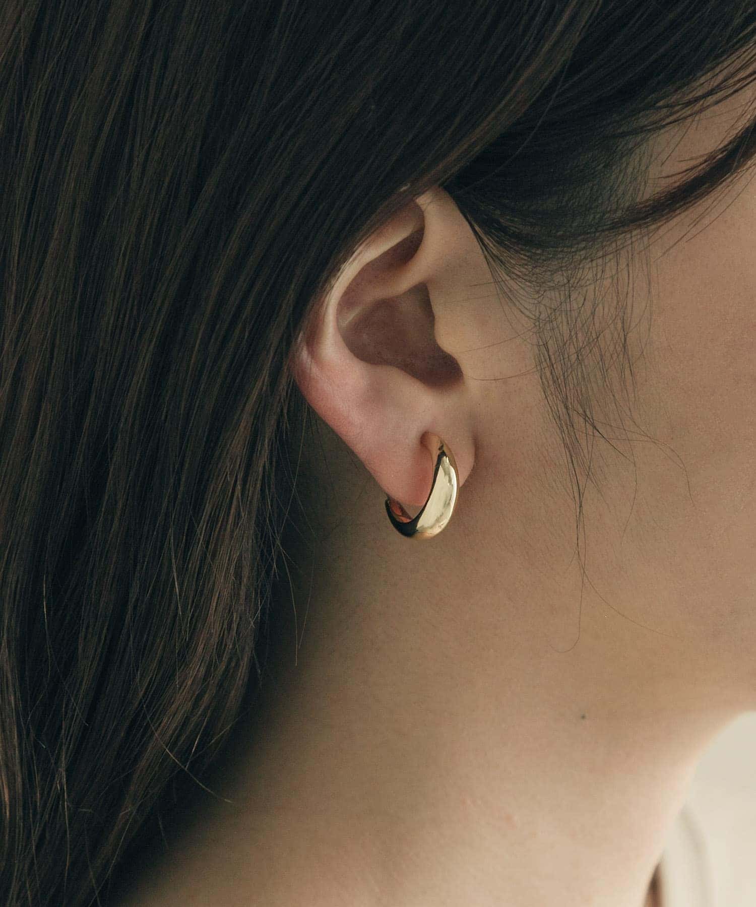 リッタイメタルフープイヤリング