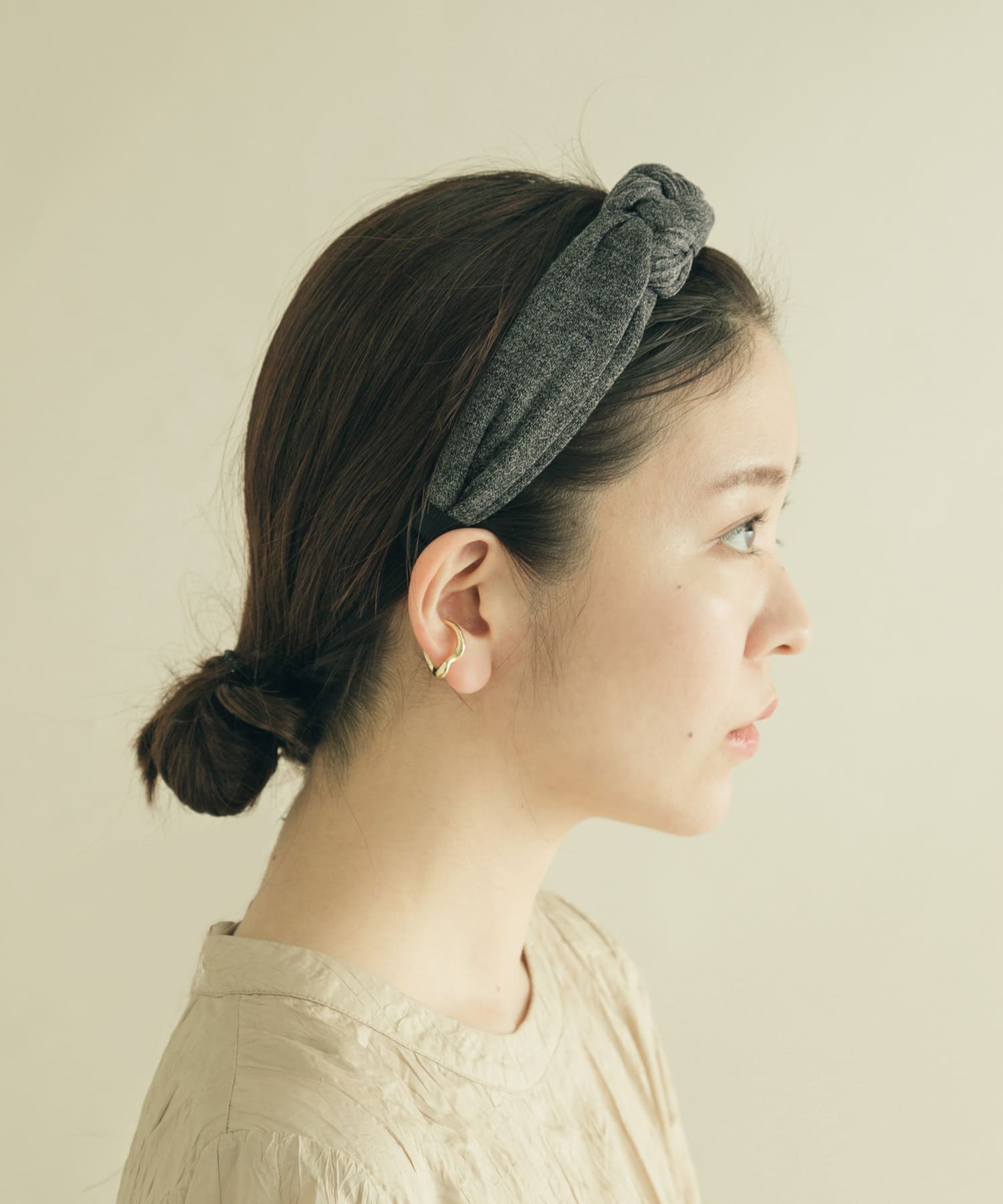 ツイストカチューシャ GRY -