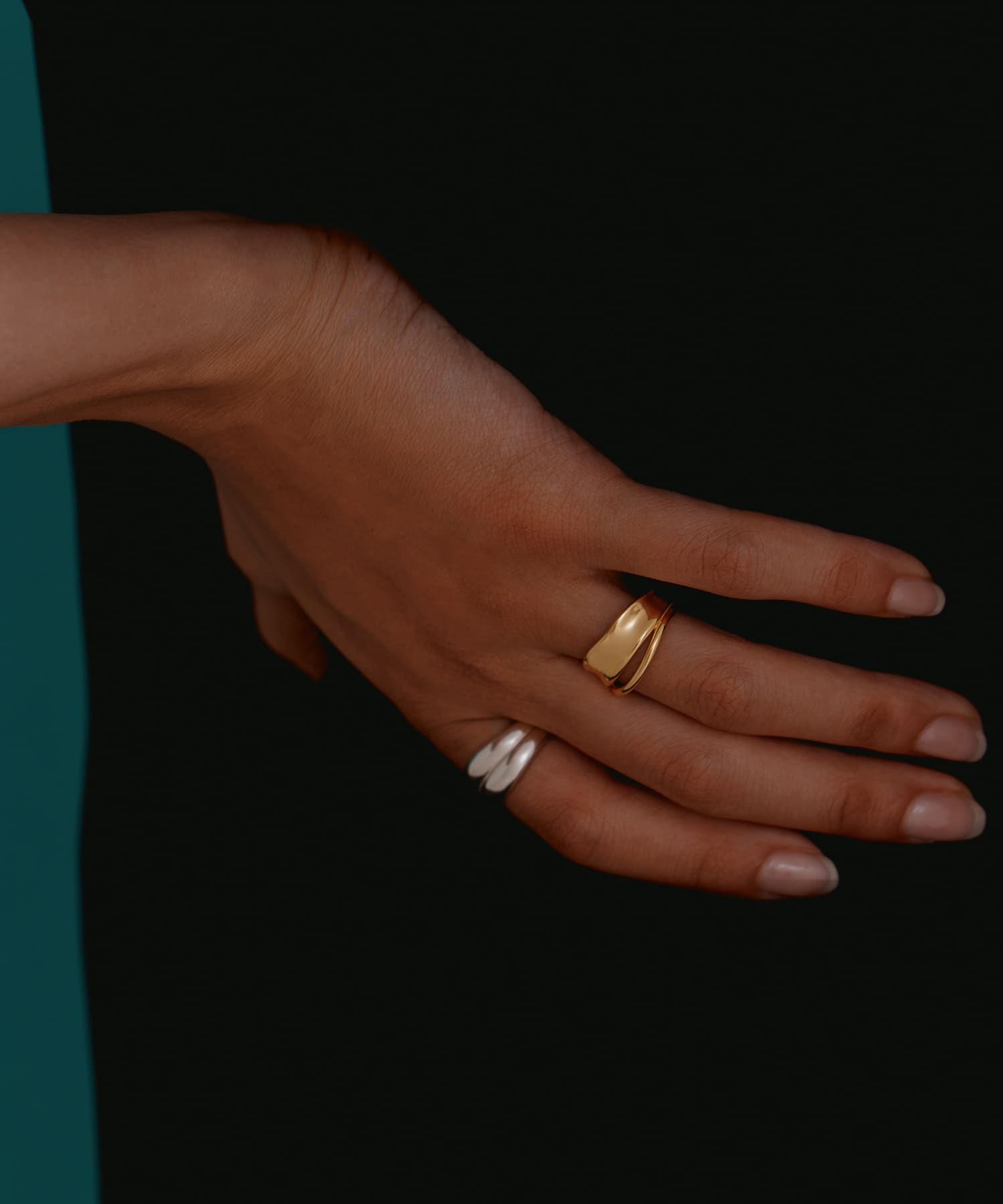 SMELLY so’　double line ring GLD -