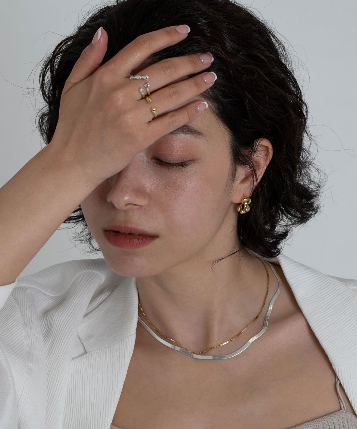 SMELLY so’　ニュアンスピアス GLD -