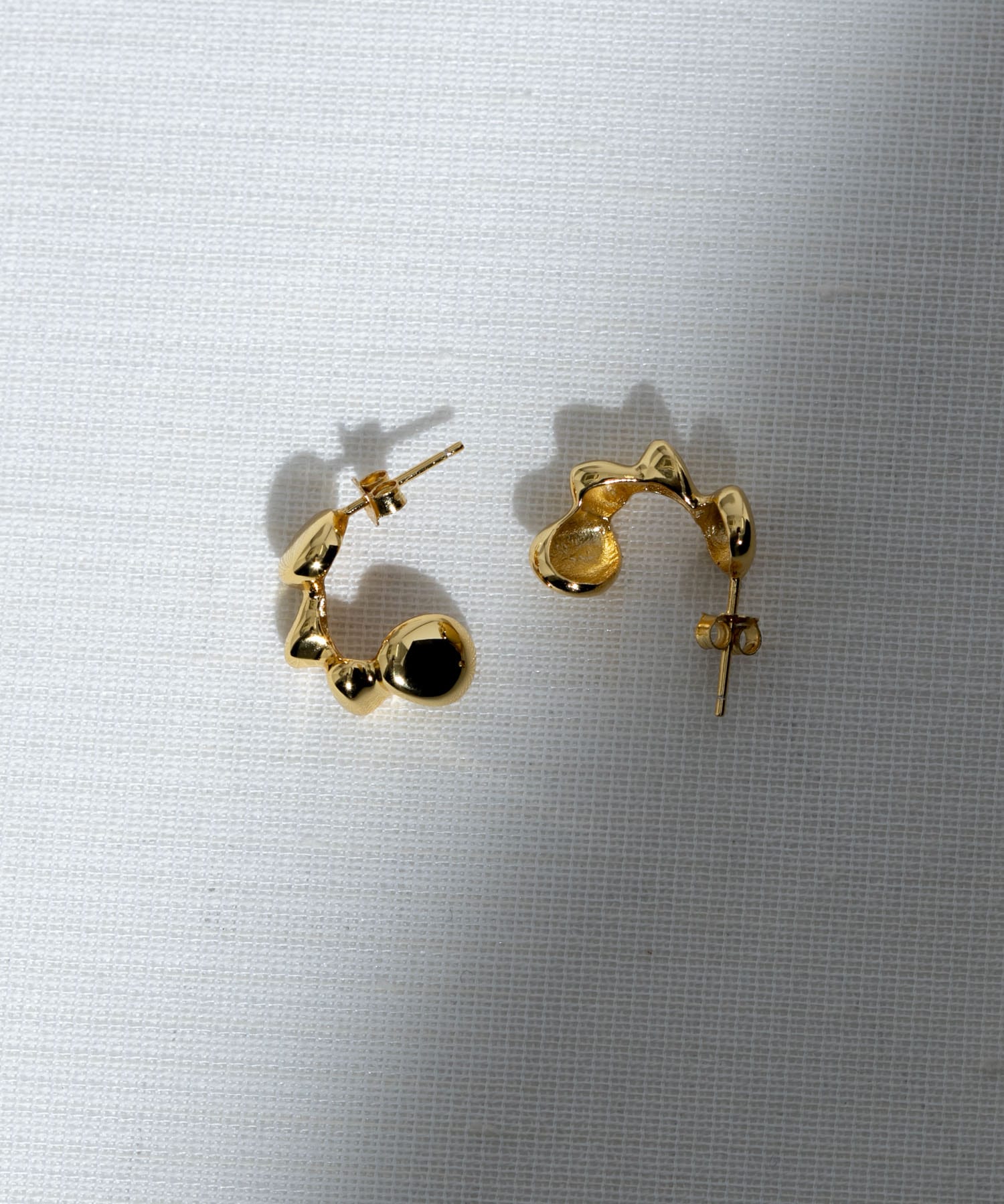 SMELLY so’　ニュアンスピアス GLD -