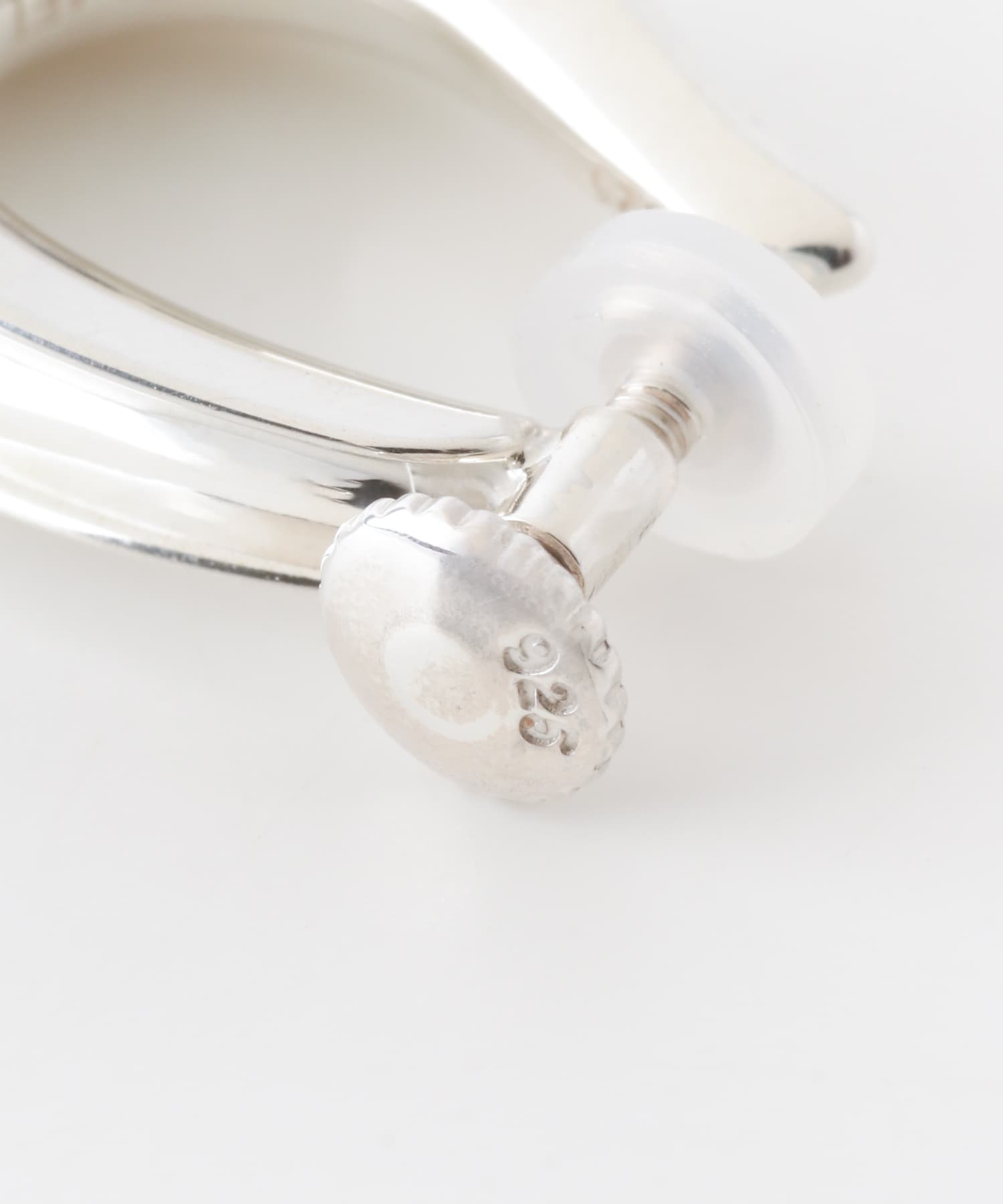 SMELLY so’　curve earring SLV -