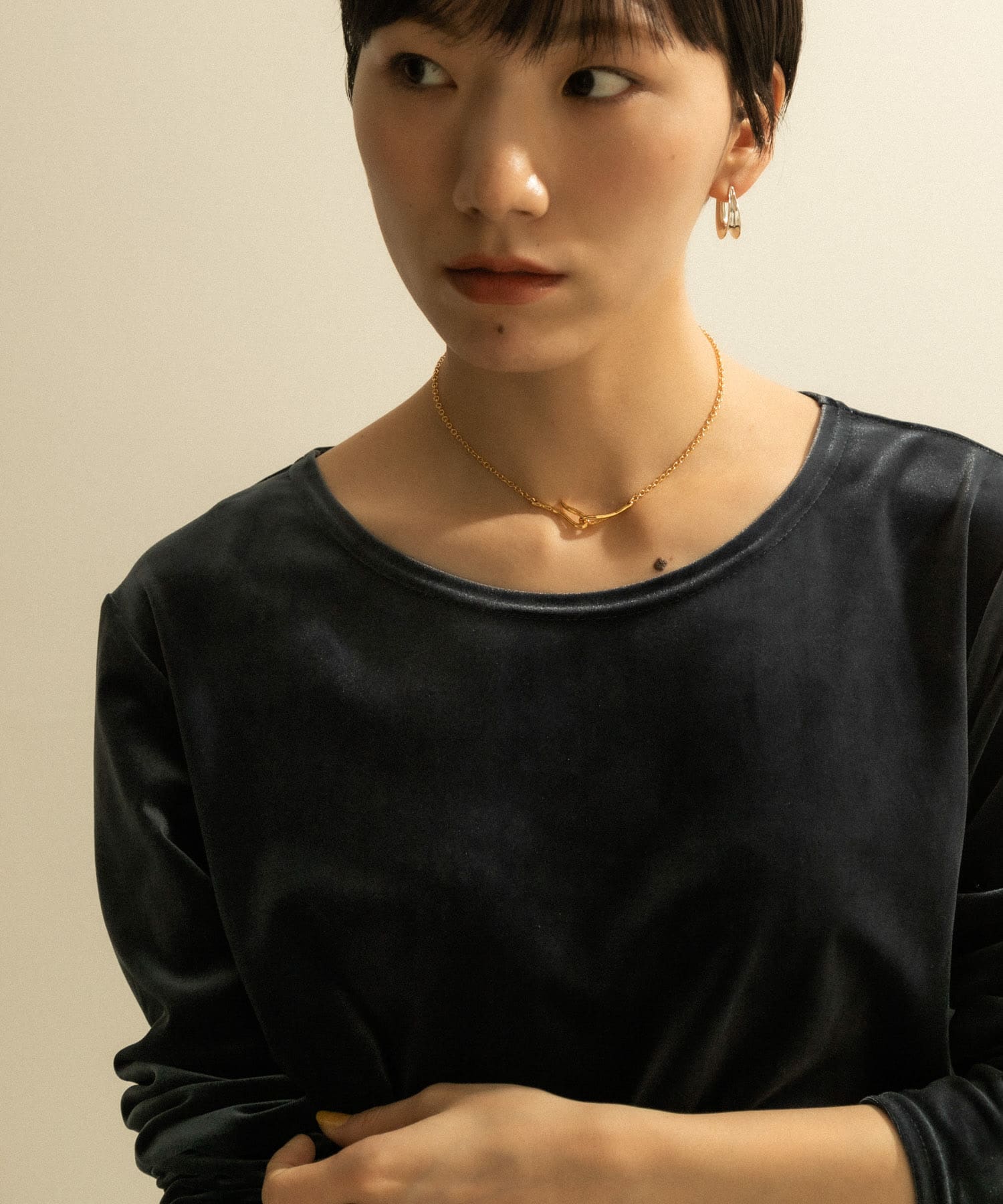 SMELLY so’　mantel short necklace GLD -