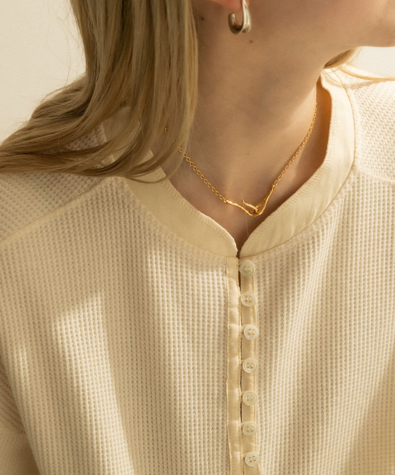 SMELLY so’　mantel short necklace GLD -