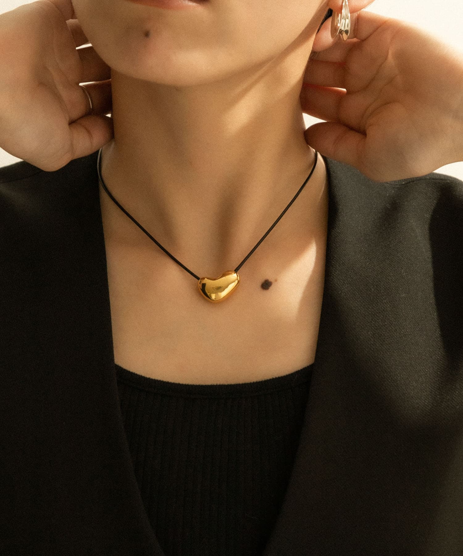 SMELLY so’　plump cord necklace