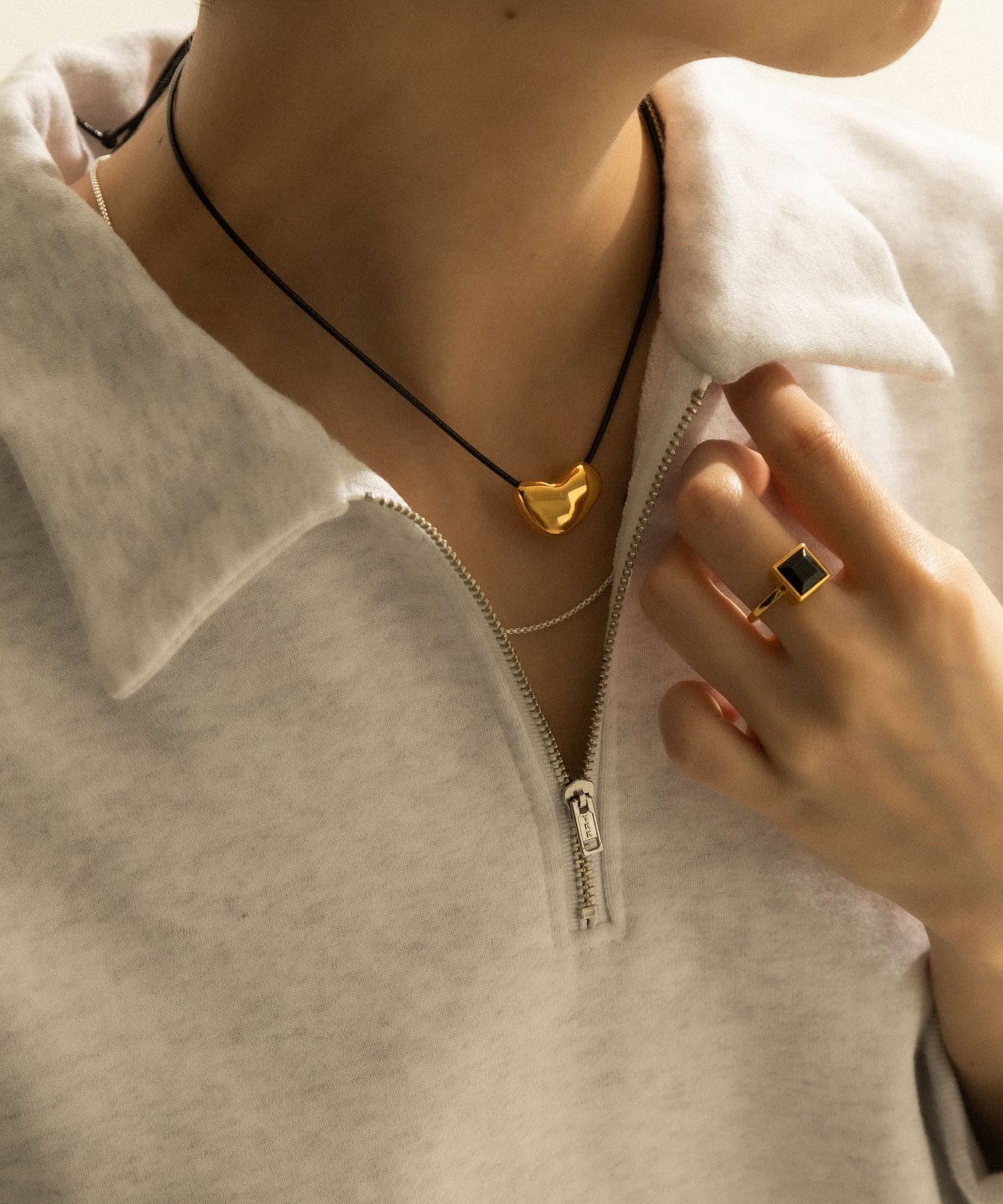 SMELLY so’　plump cord necklace GLD -