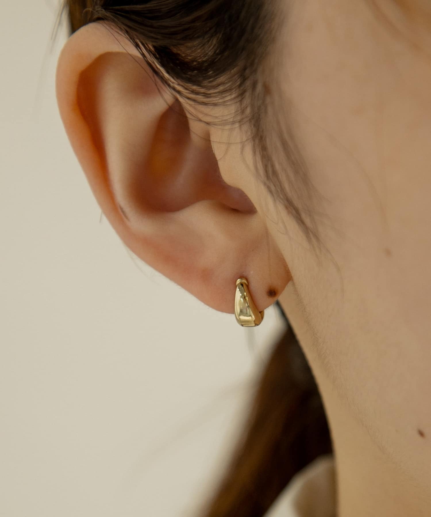 ミニドロップワンタッチピアス GLD -