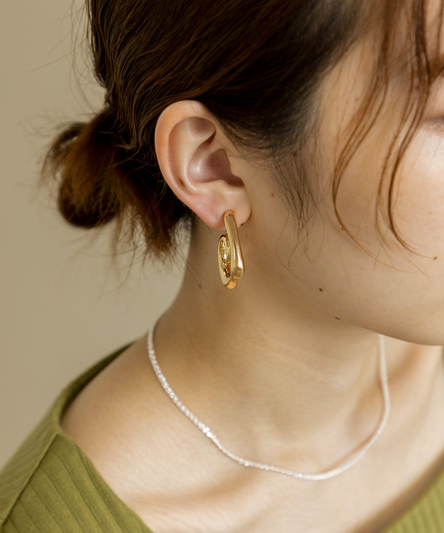 スパイラルメタルイヤリング GLD -