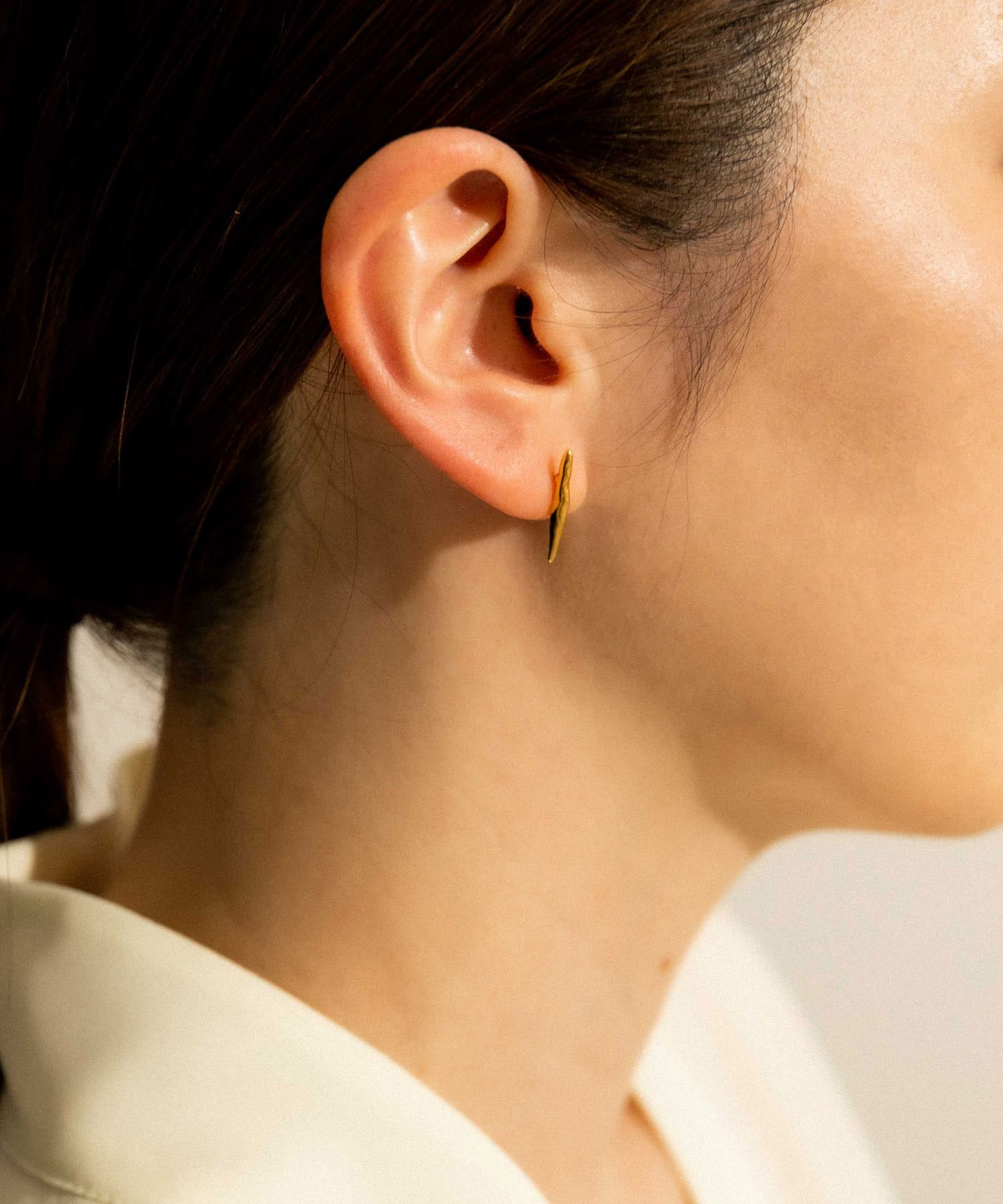 SMELLY so’　nuance bar pierce GLD -