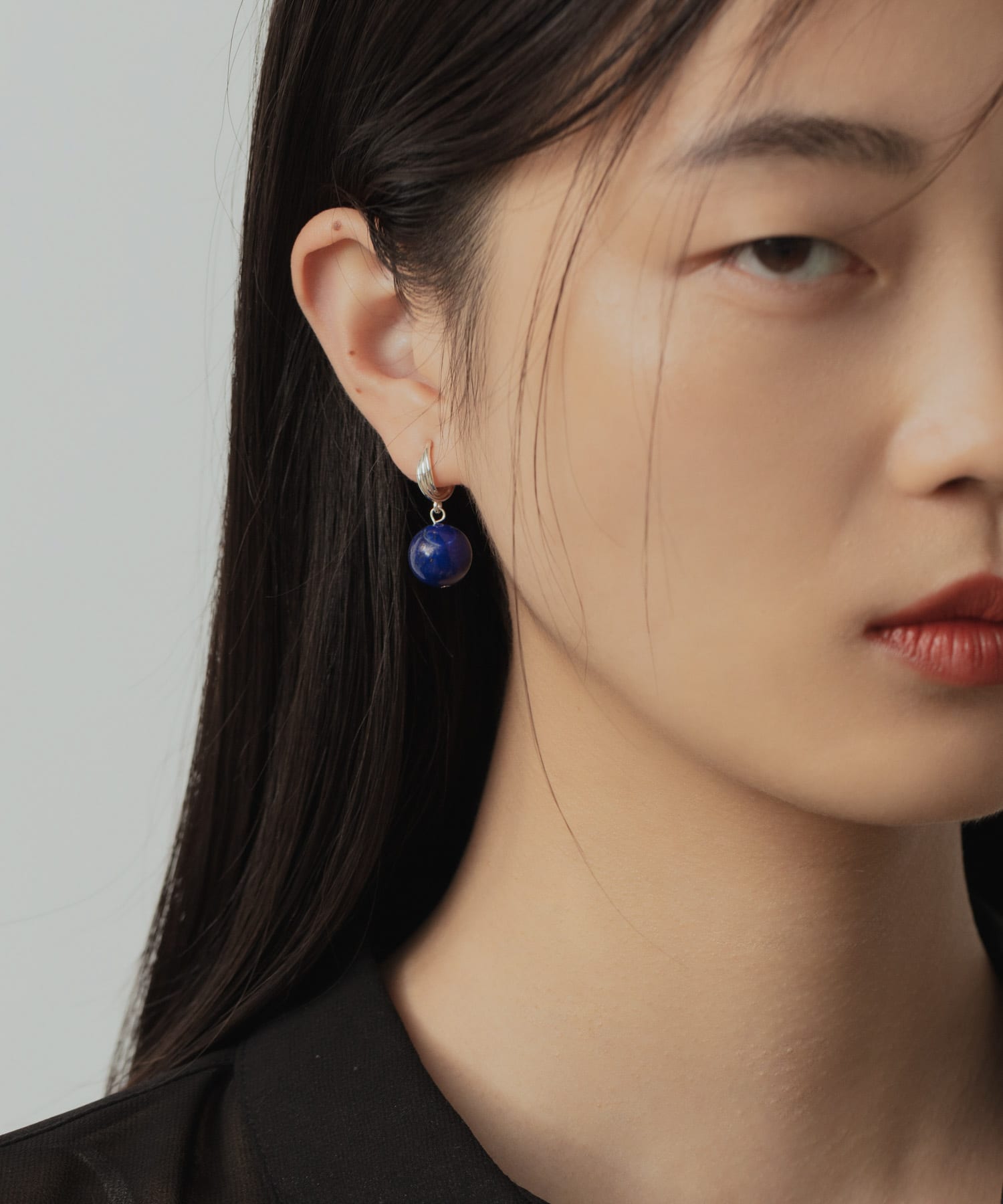 SMELLY so’　lapis lazuli pierce SLV -