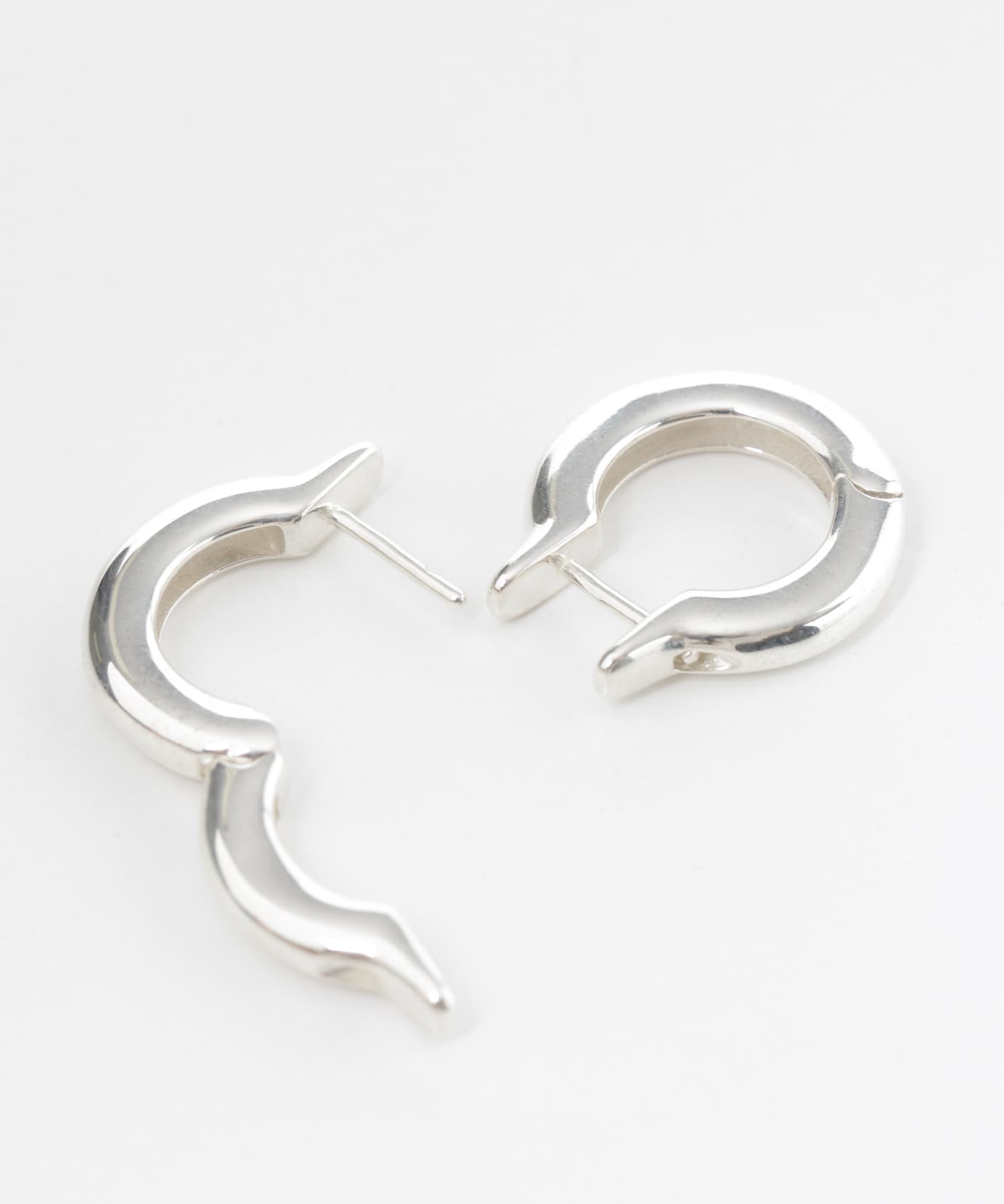 SMELLY so’　circle pierce SLV -