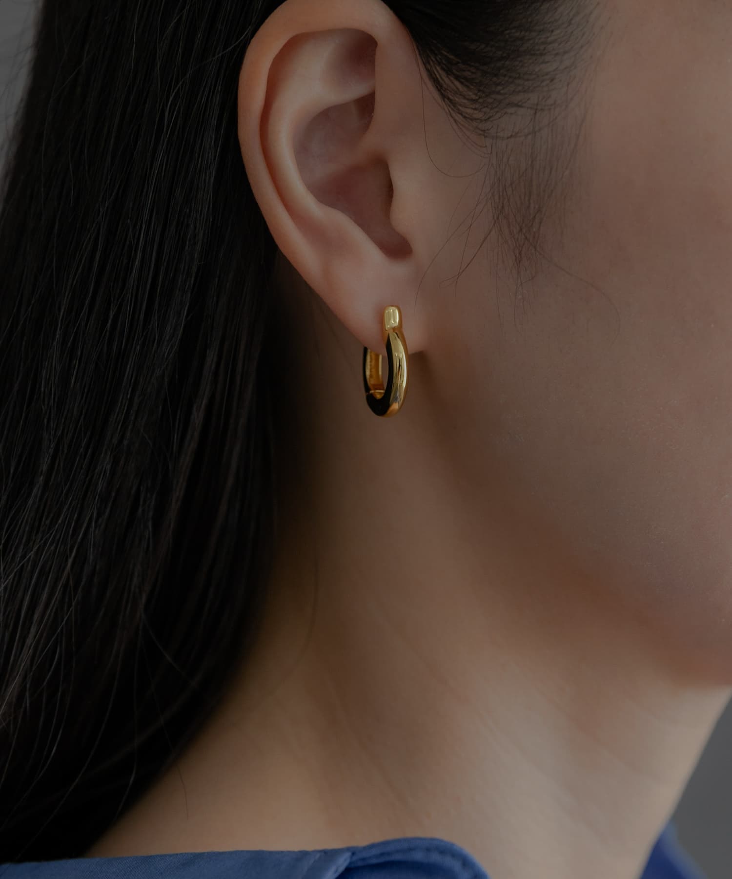 SMELLY so’　circle pierce GLD -