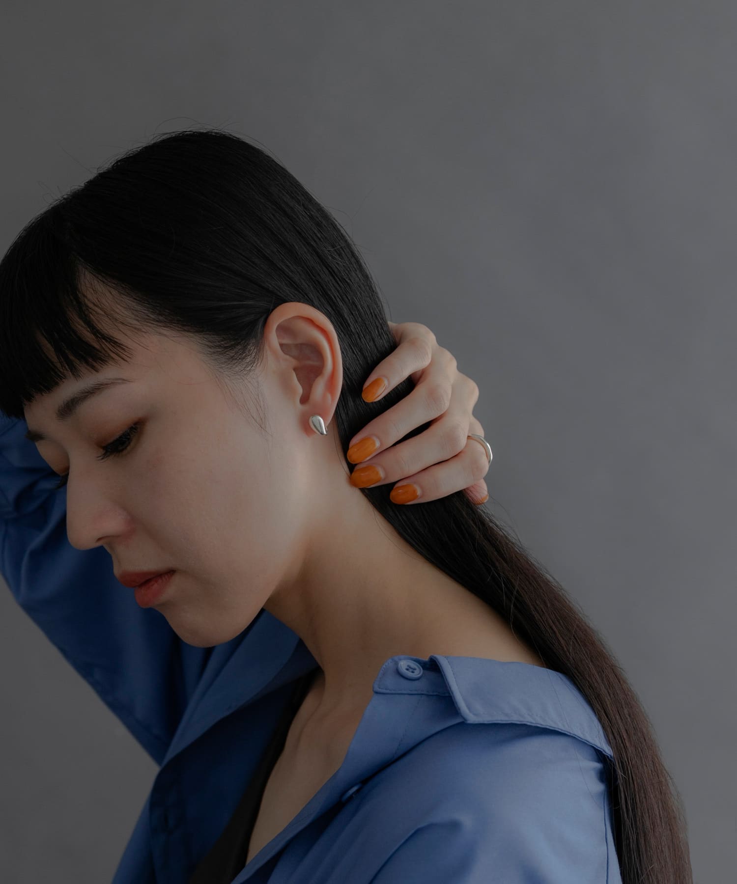 SMELLY so’　tiny earring SLV -