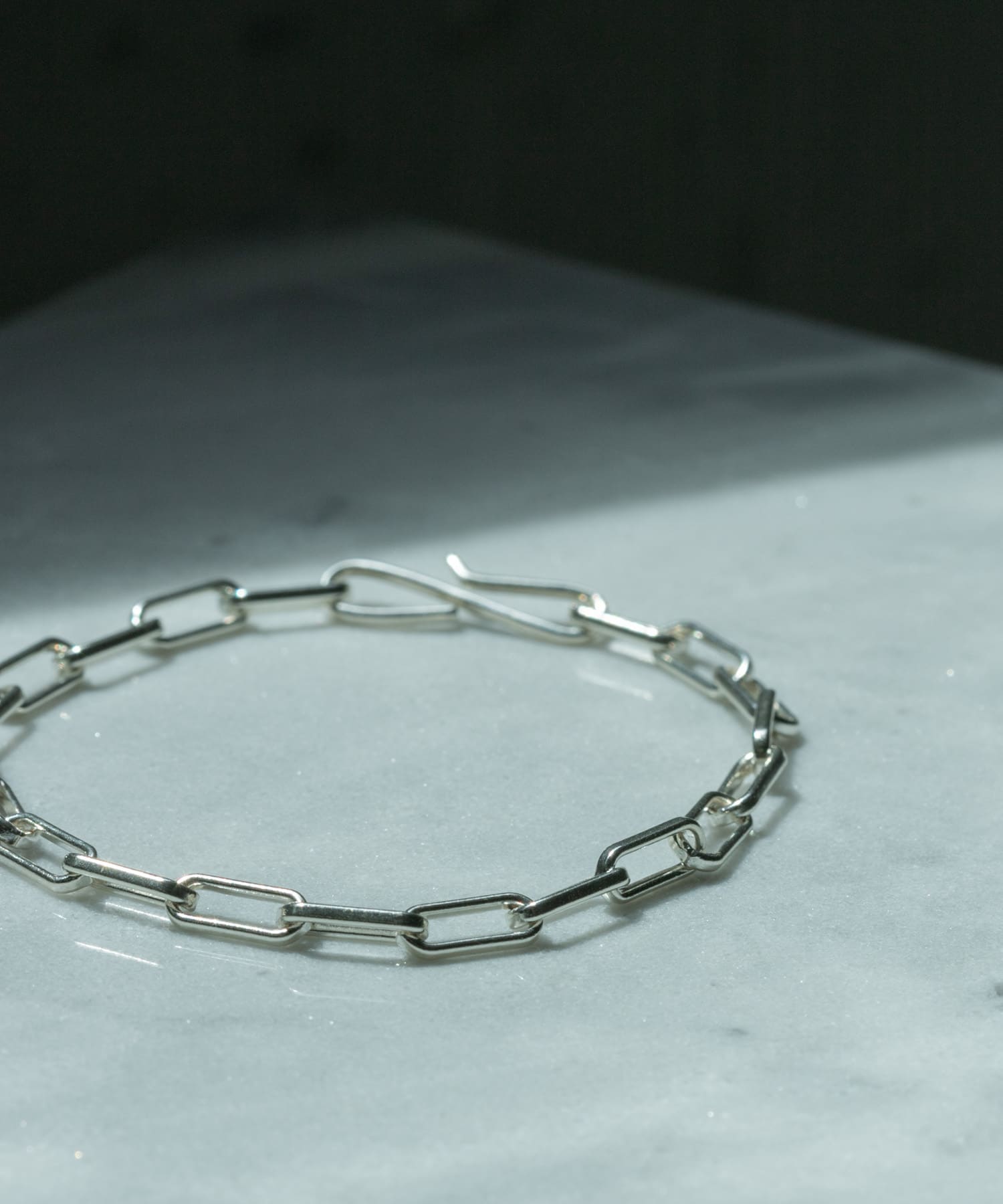 SMELLY so’　leon chain bracelet SLV -