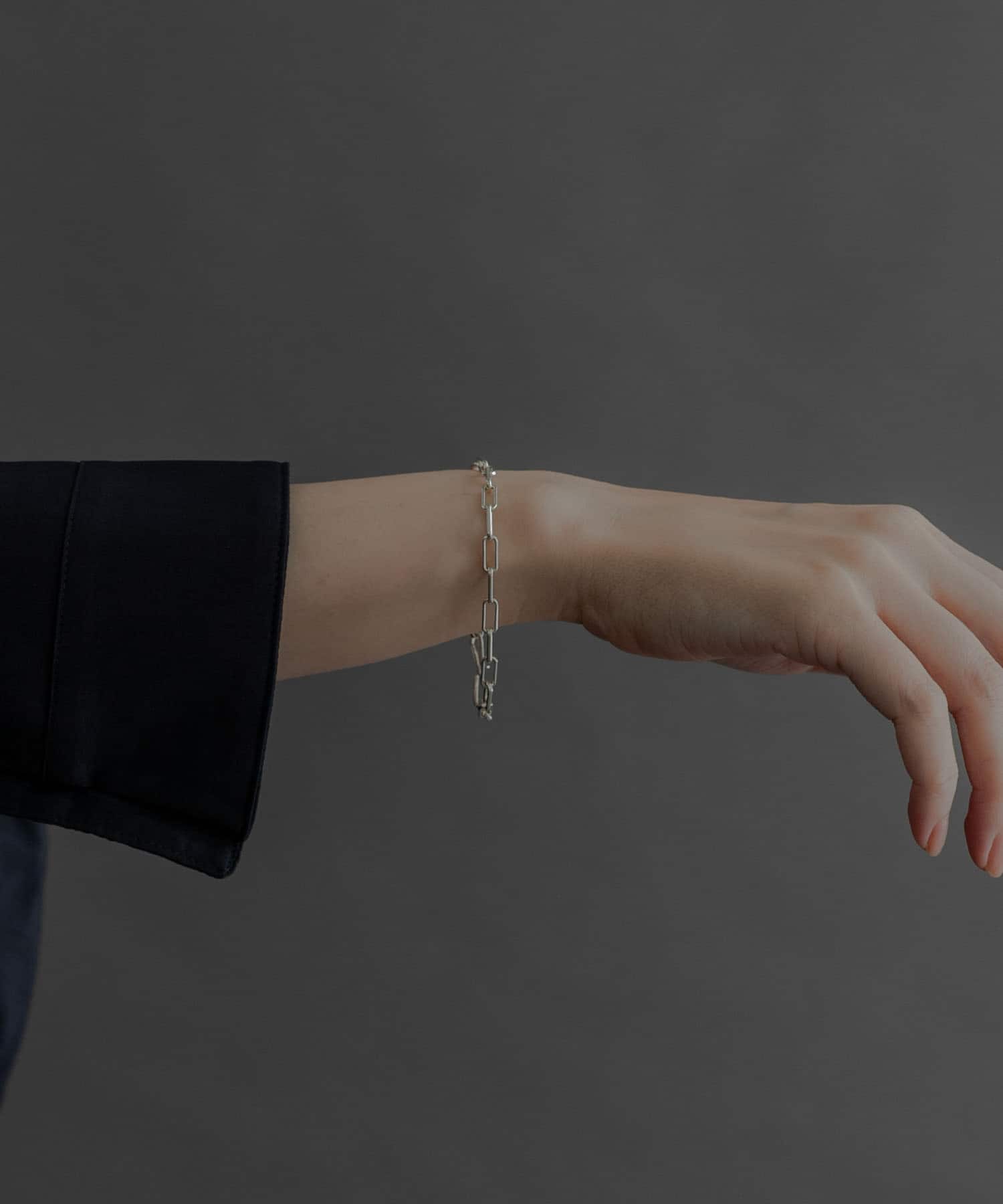 SMELLY so’　leon chain bracelet SLV -