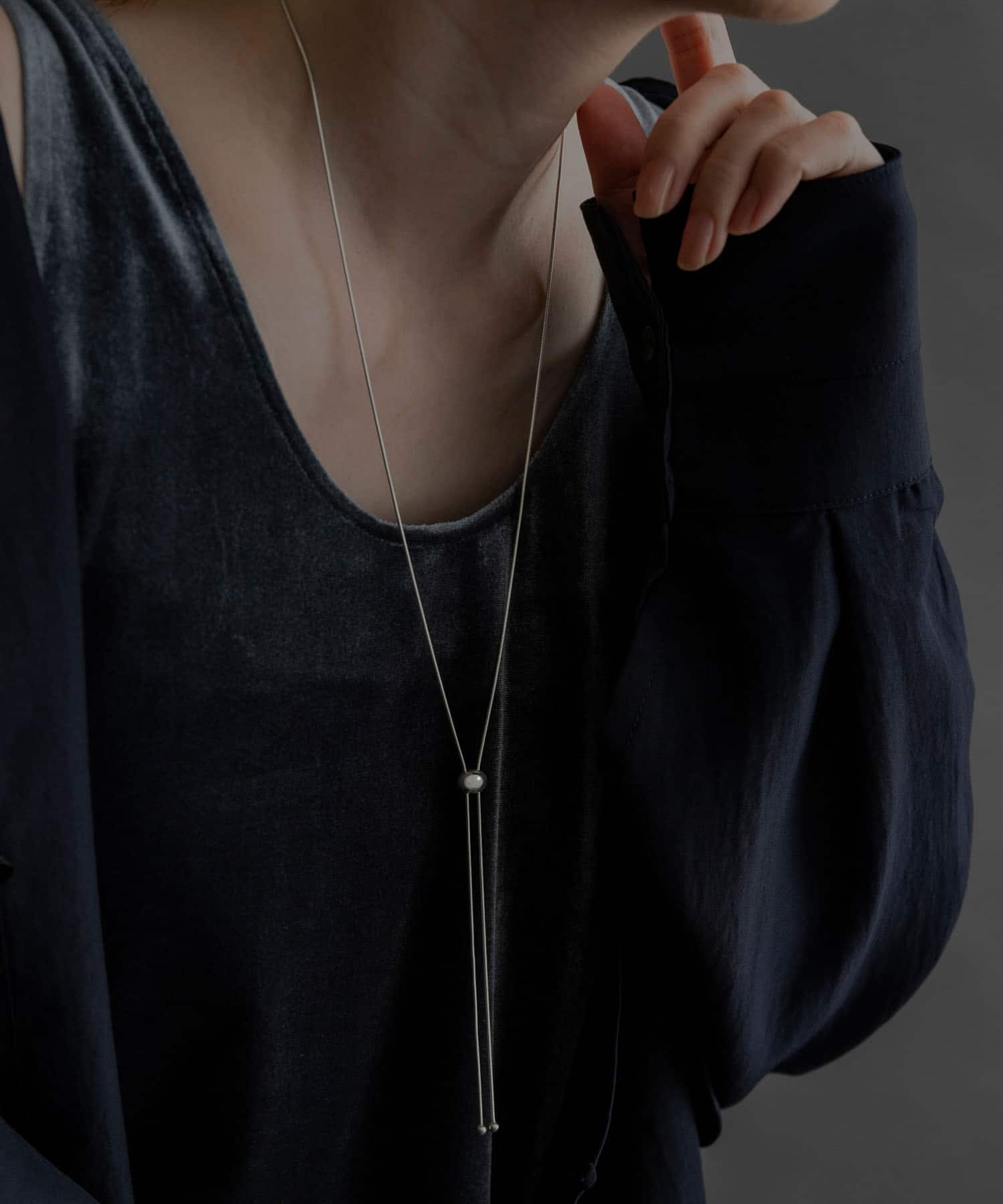 SMELLY so’　pellet loop tie SLV -