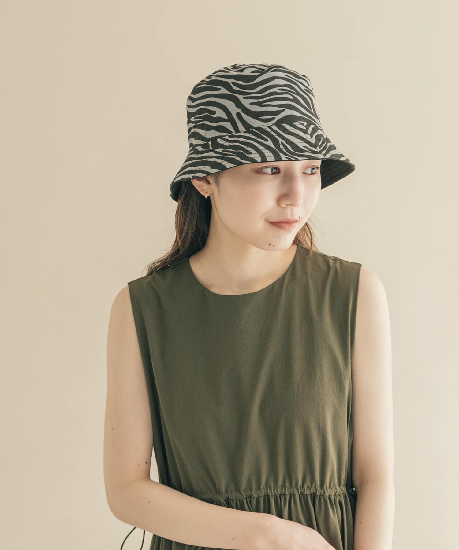 リバーシブルプリントハット BLK -