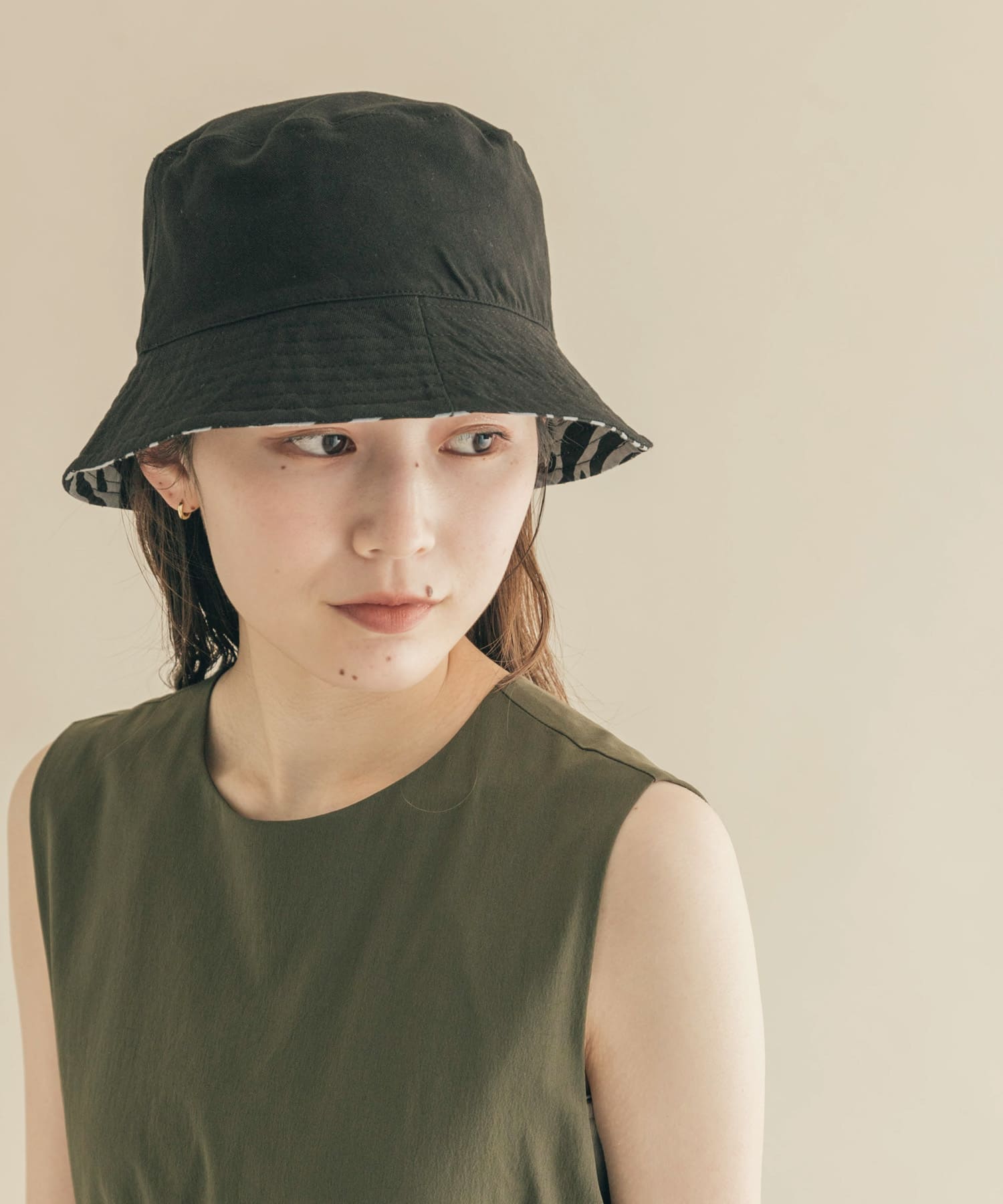 リバーシブルプリントハット BLK -