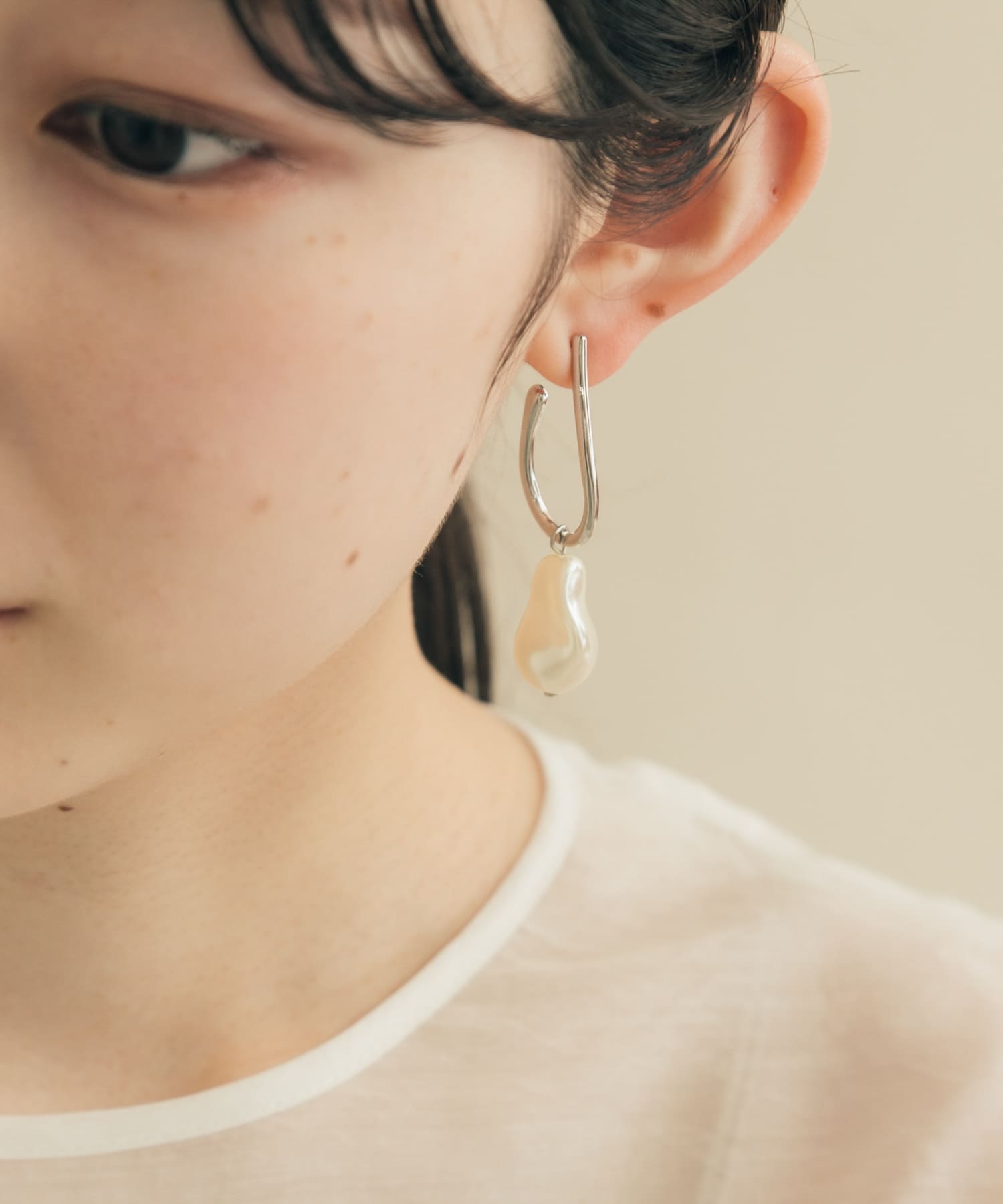 バロックパールドロップピアス SL/IV -