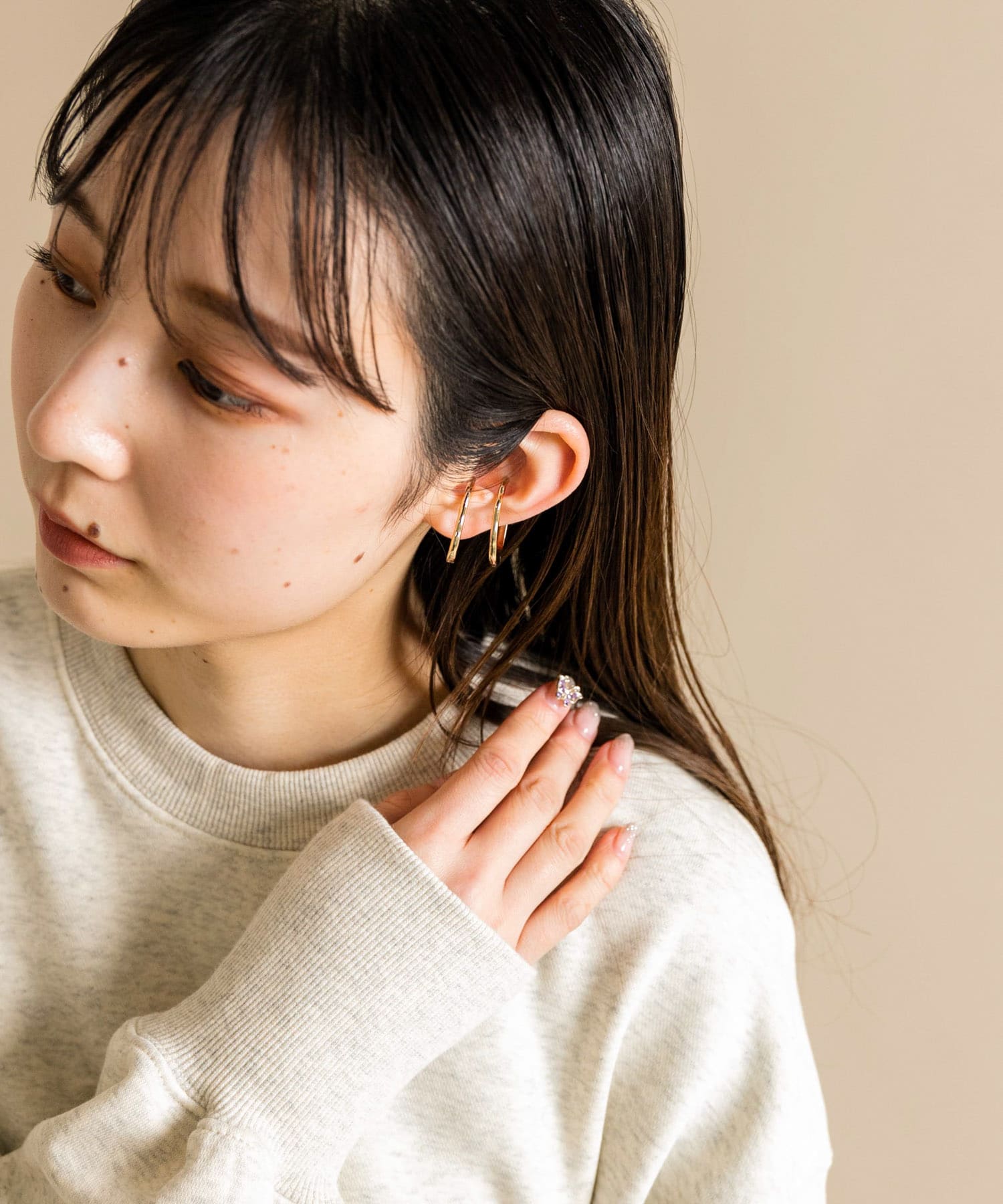 オーバルフープイヤカフ GLD -