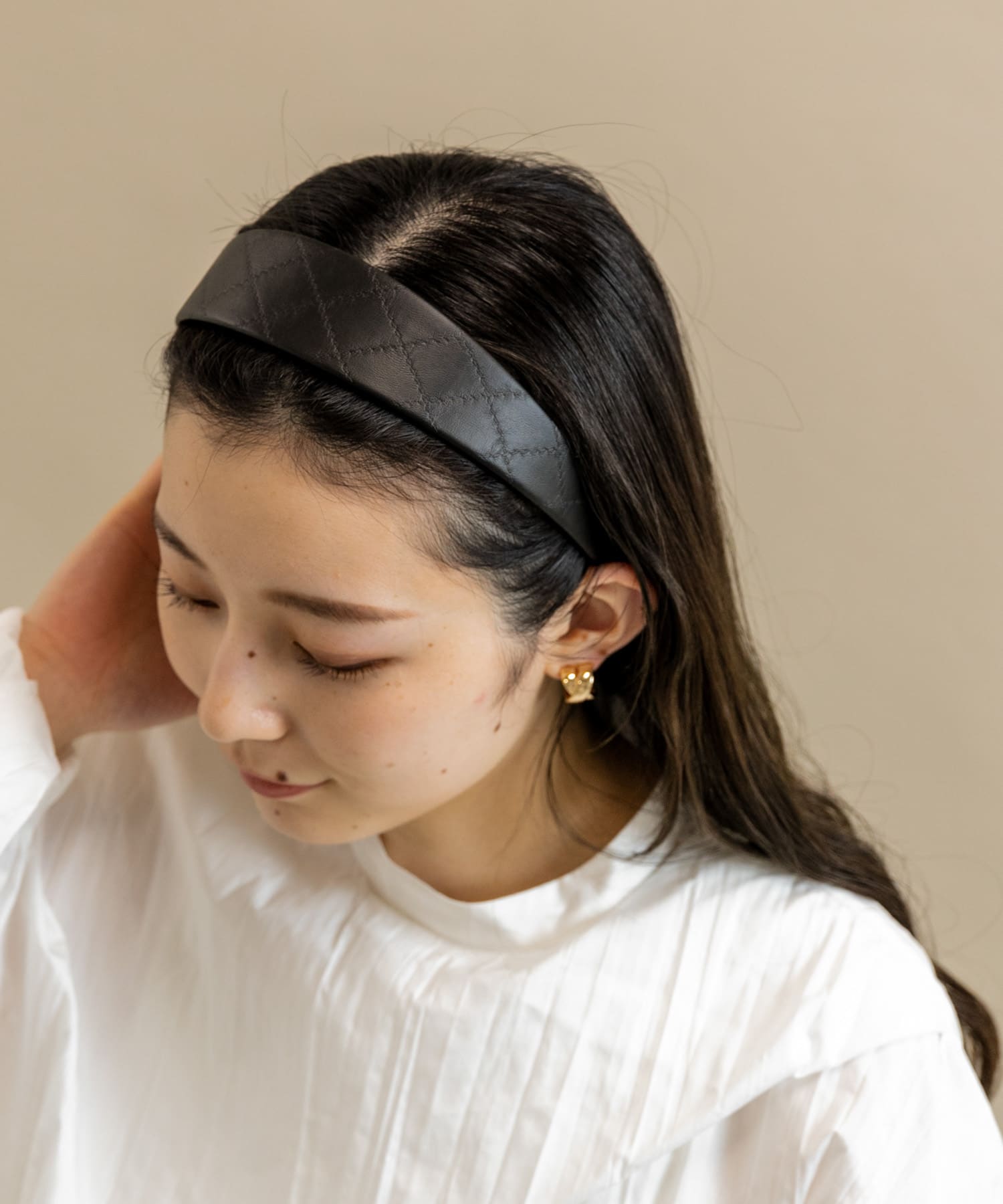 カチューシャ フェイクレザーカチューシャ(- BLK): アクセサリー｜URBAN RESEARCH