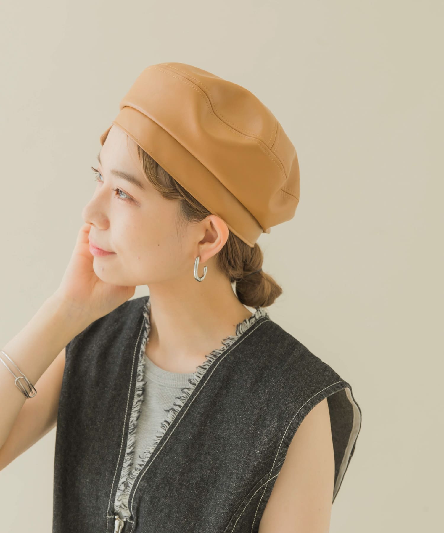 フェイクレザーバックルベレー CML -