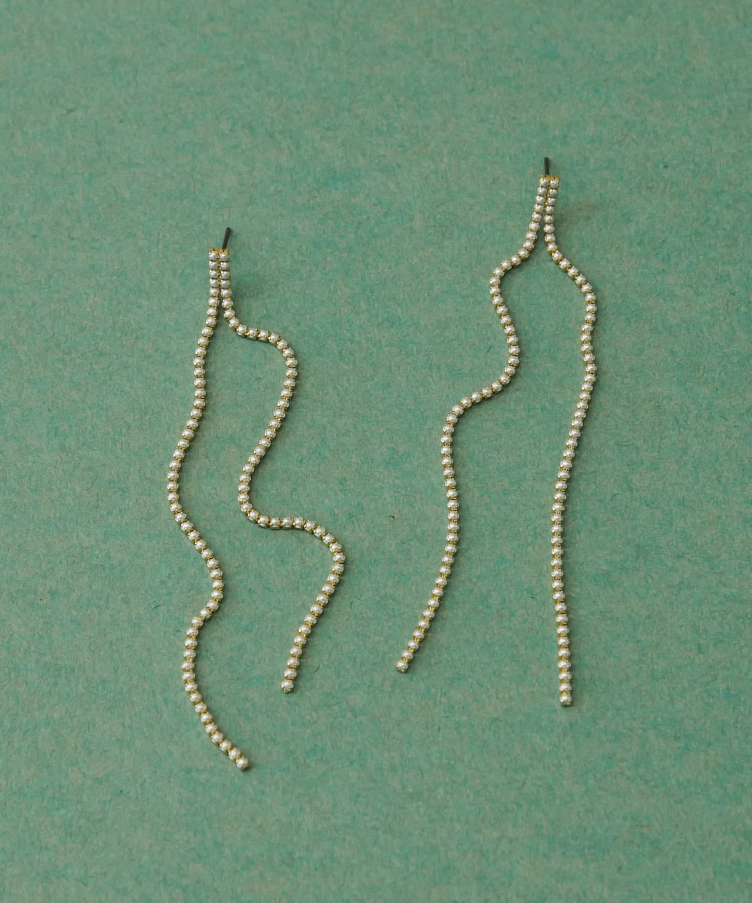 チェーンパールロングピアス GD/IV -